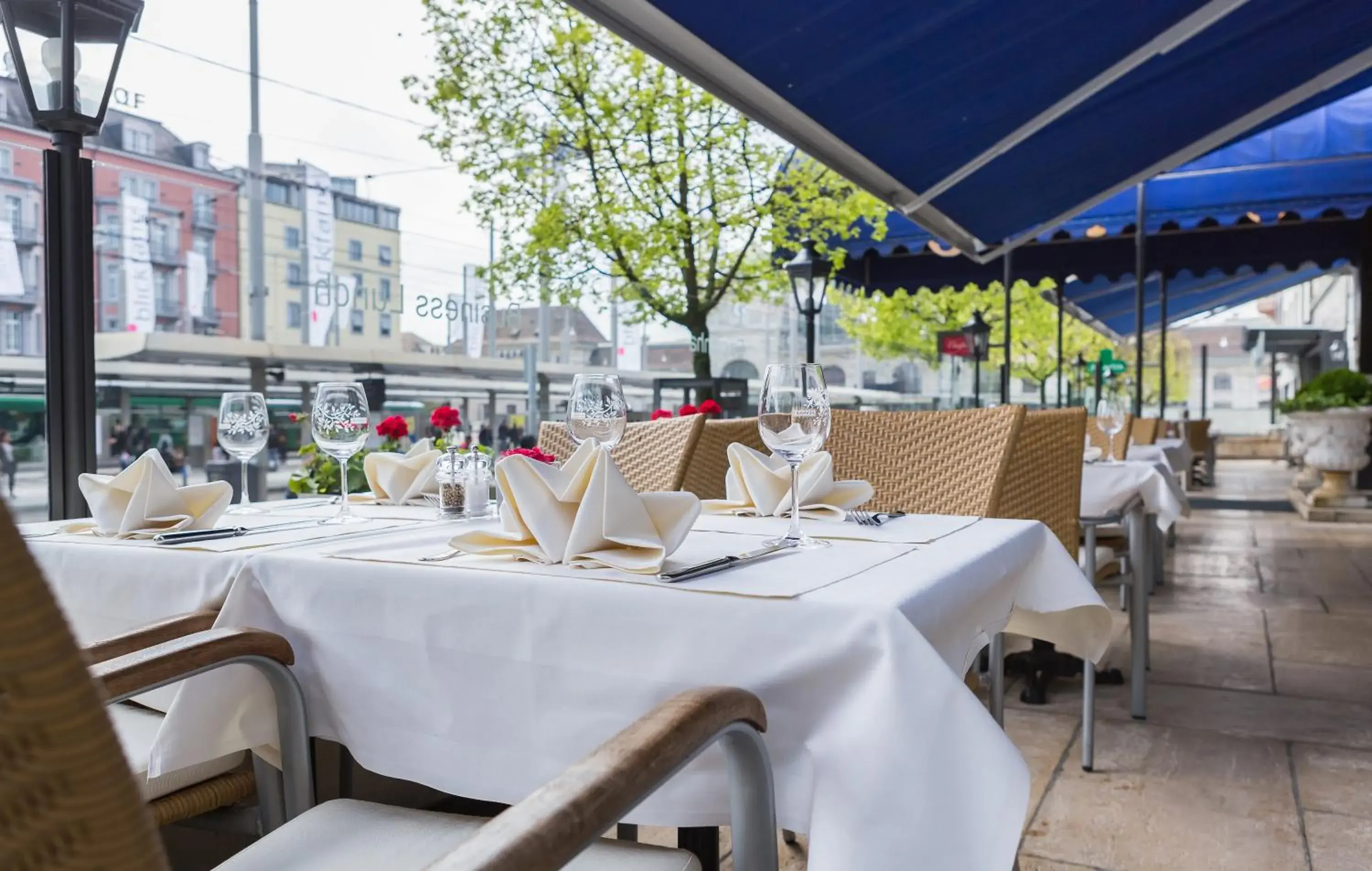 Restaurant/places to eat in Hotel Euler Basel Restaurant/places to eat in Hotel Euler Basel