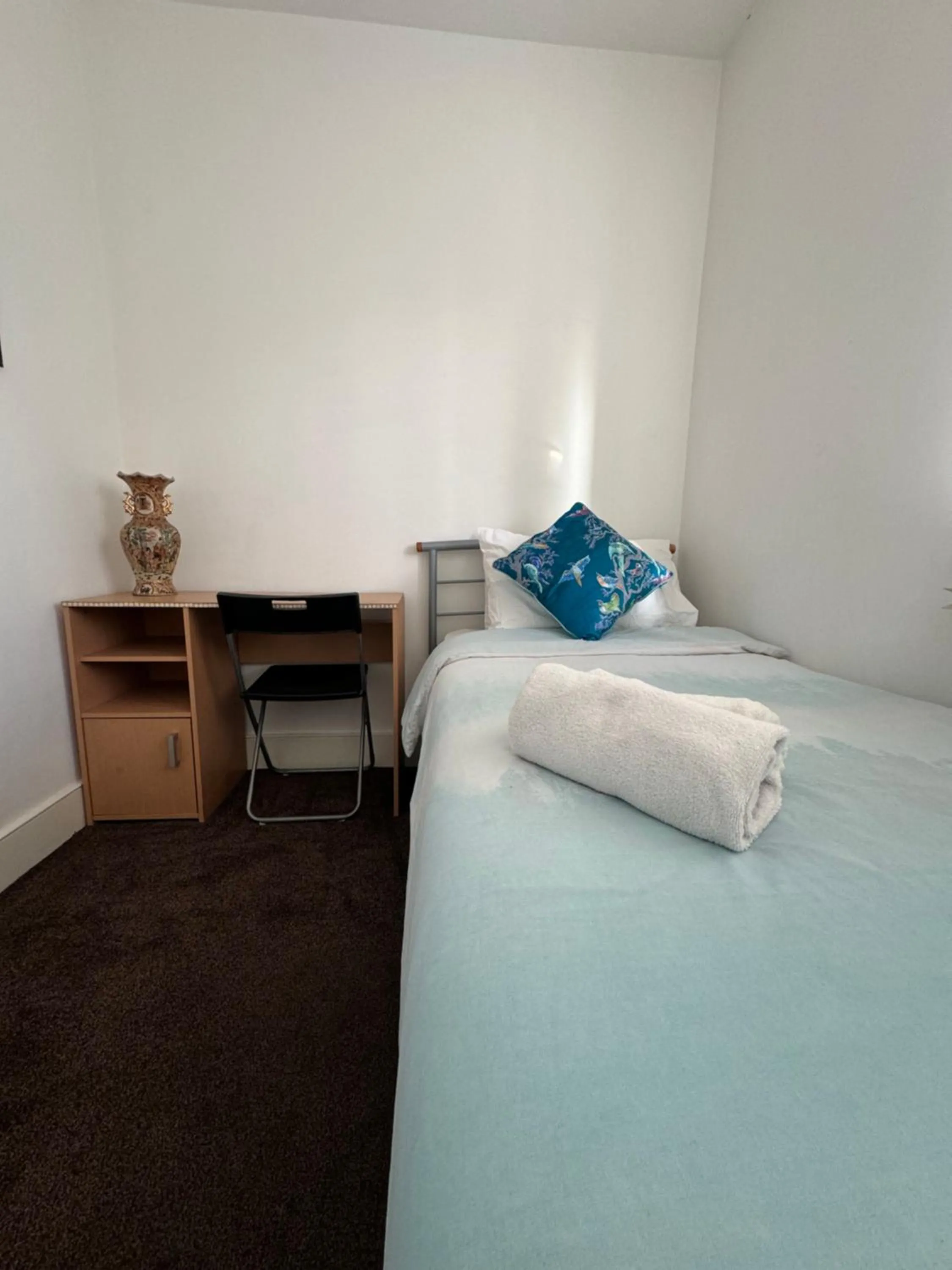 Single Room with Shared Shower and Toilet - single occupancy in Grand Heights Suites