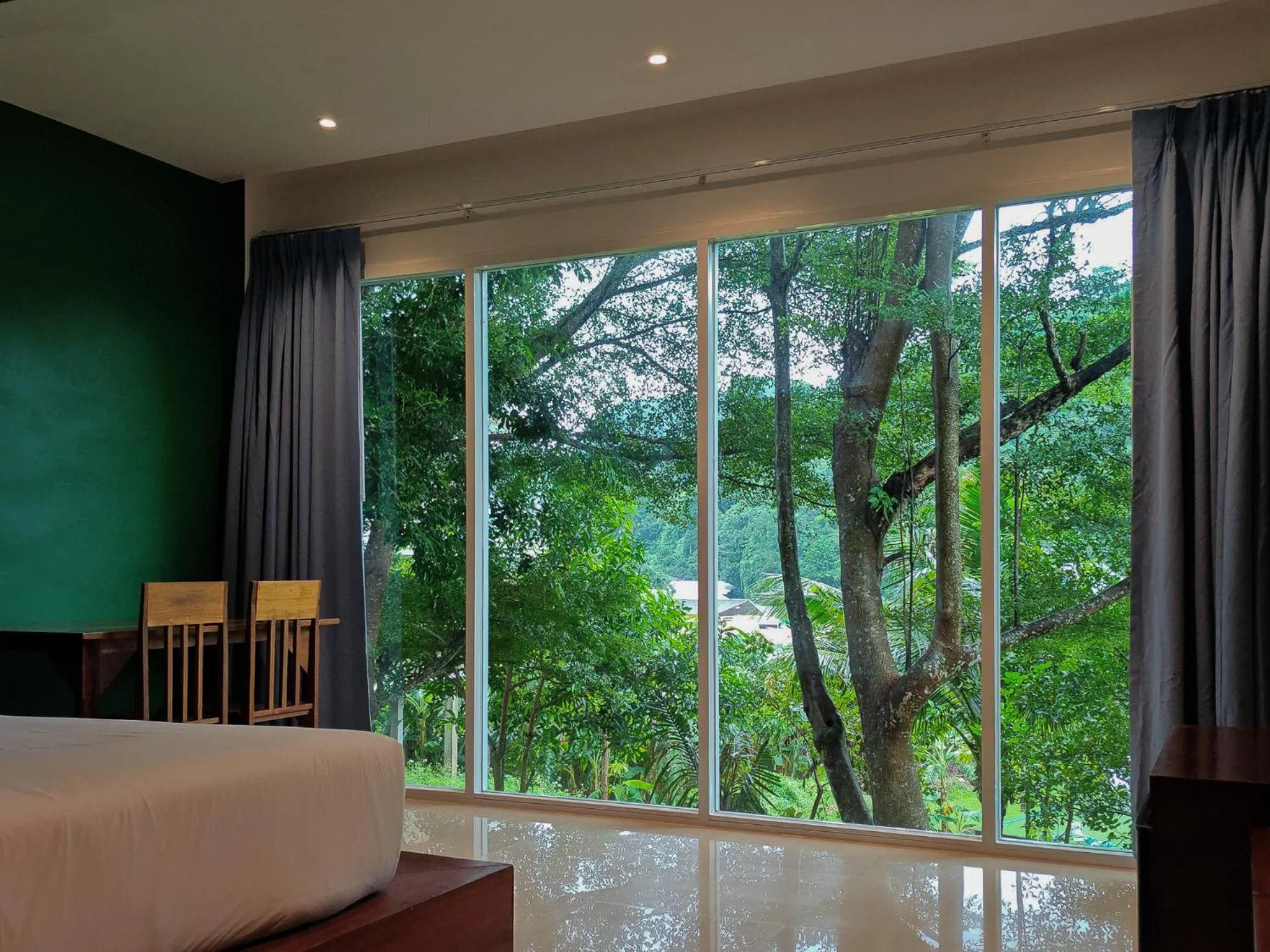 Bed in Phi Phi Chang Grand Resort