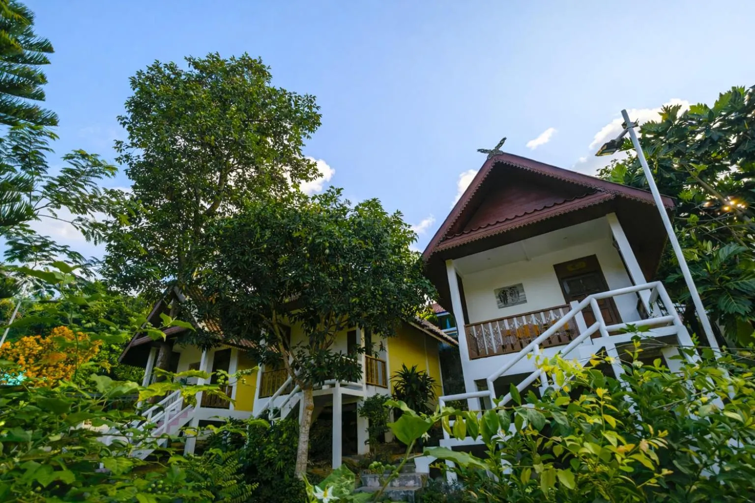 Property building in Phi Phi Chang Grand Resort