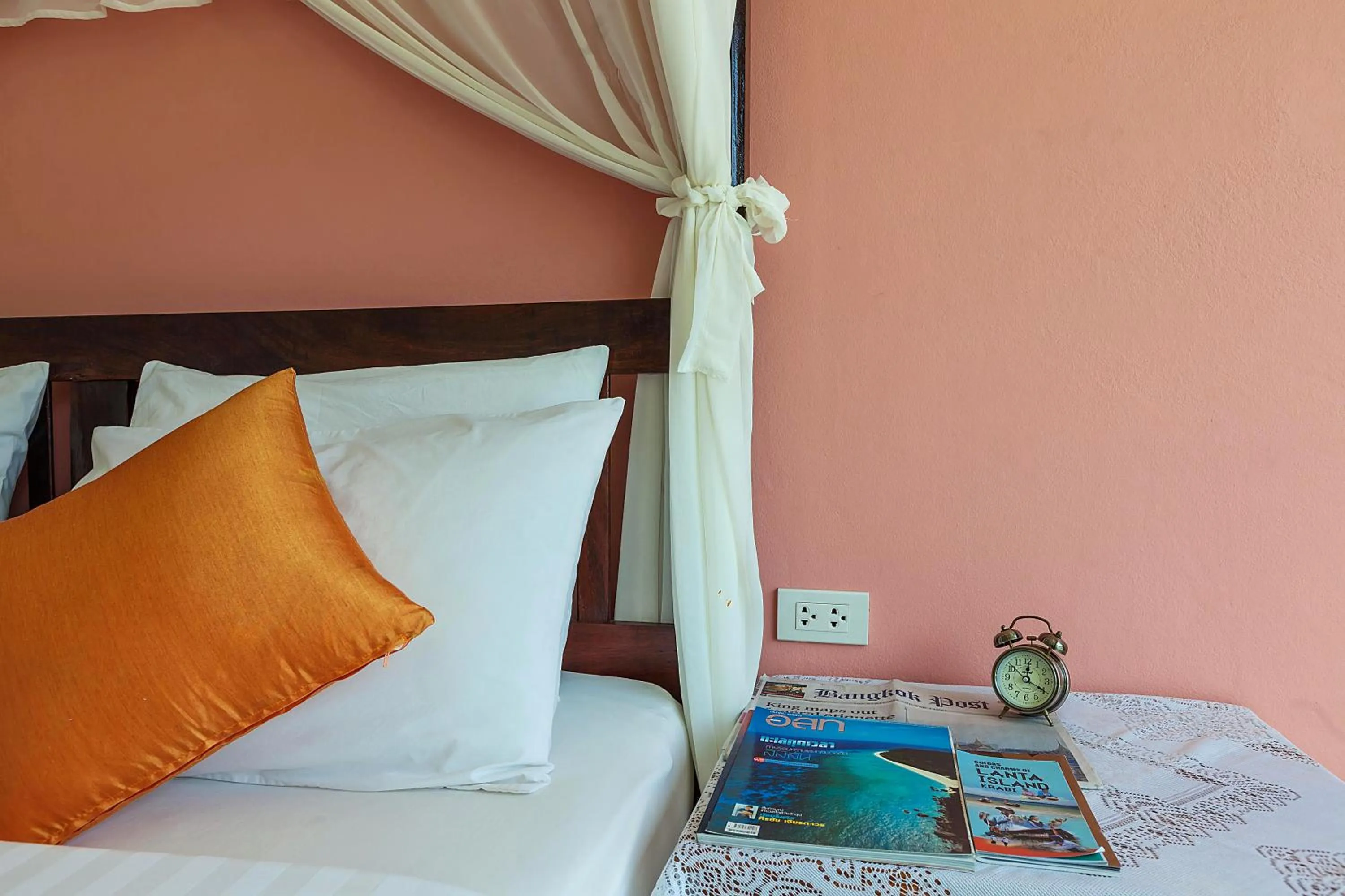 Bed in Phi Phi Chang Grand Resort