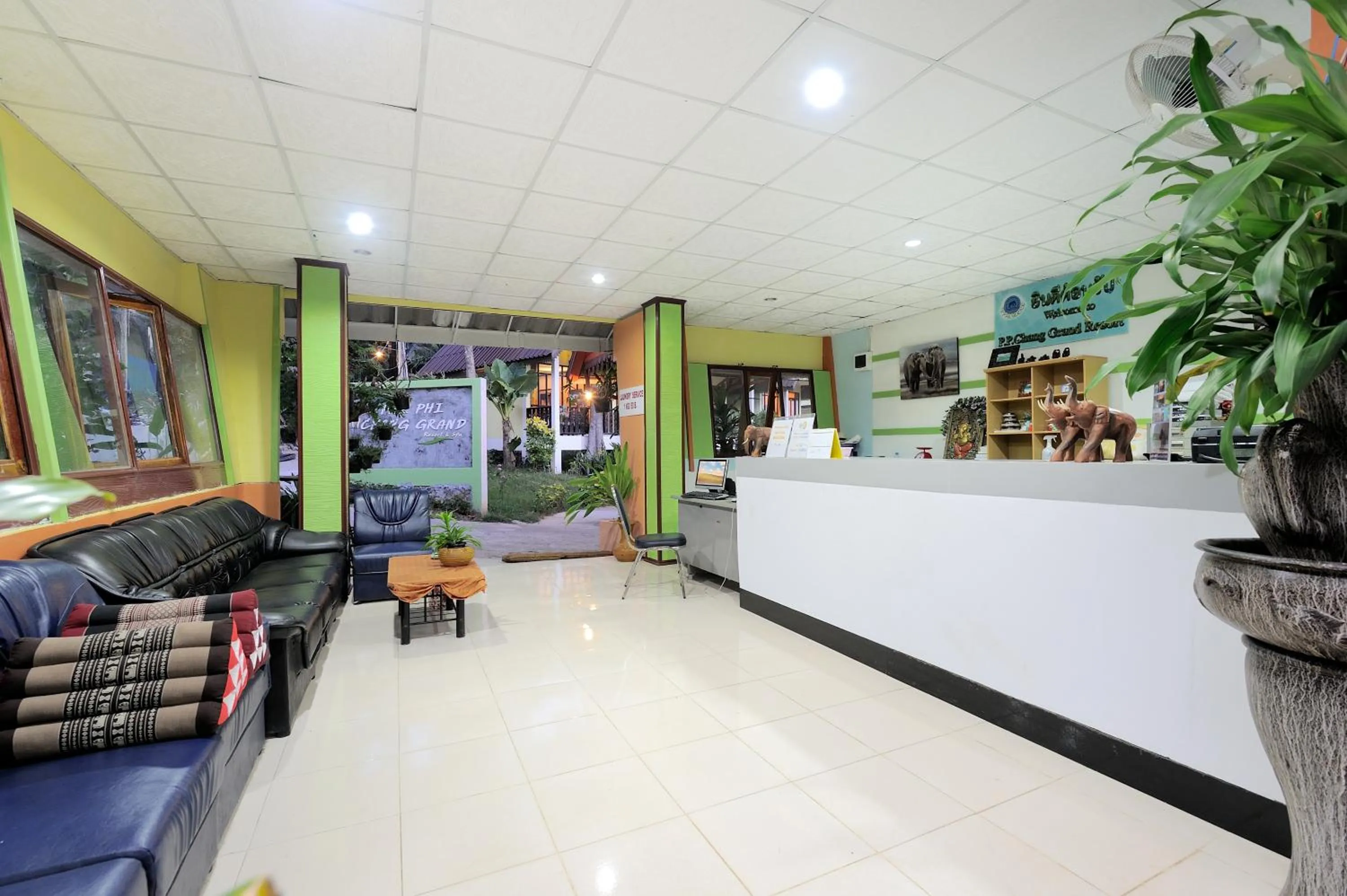 Lobby or reception in Phi Phi Chang Grand Resort