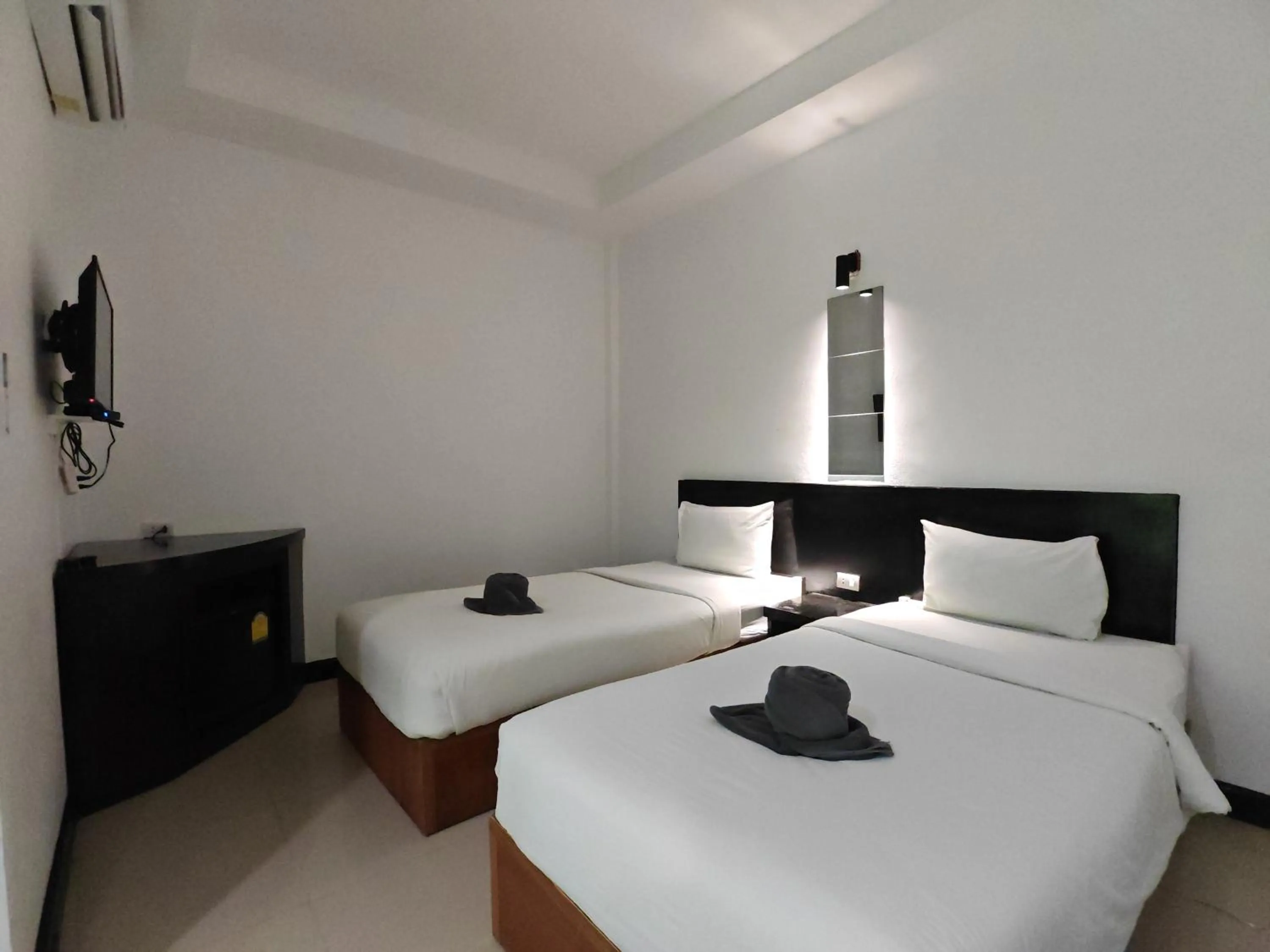 Bed in Phi Phi Chang Grand Resort