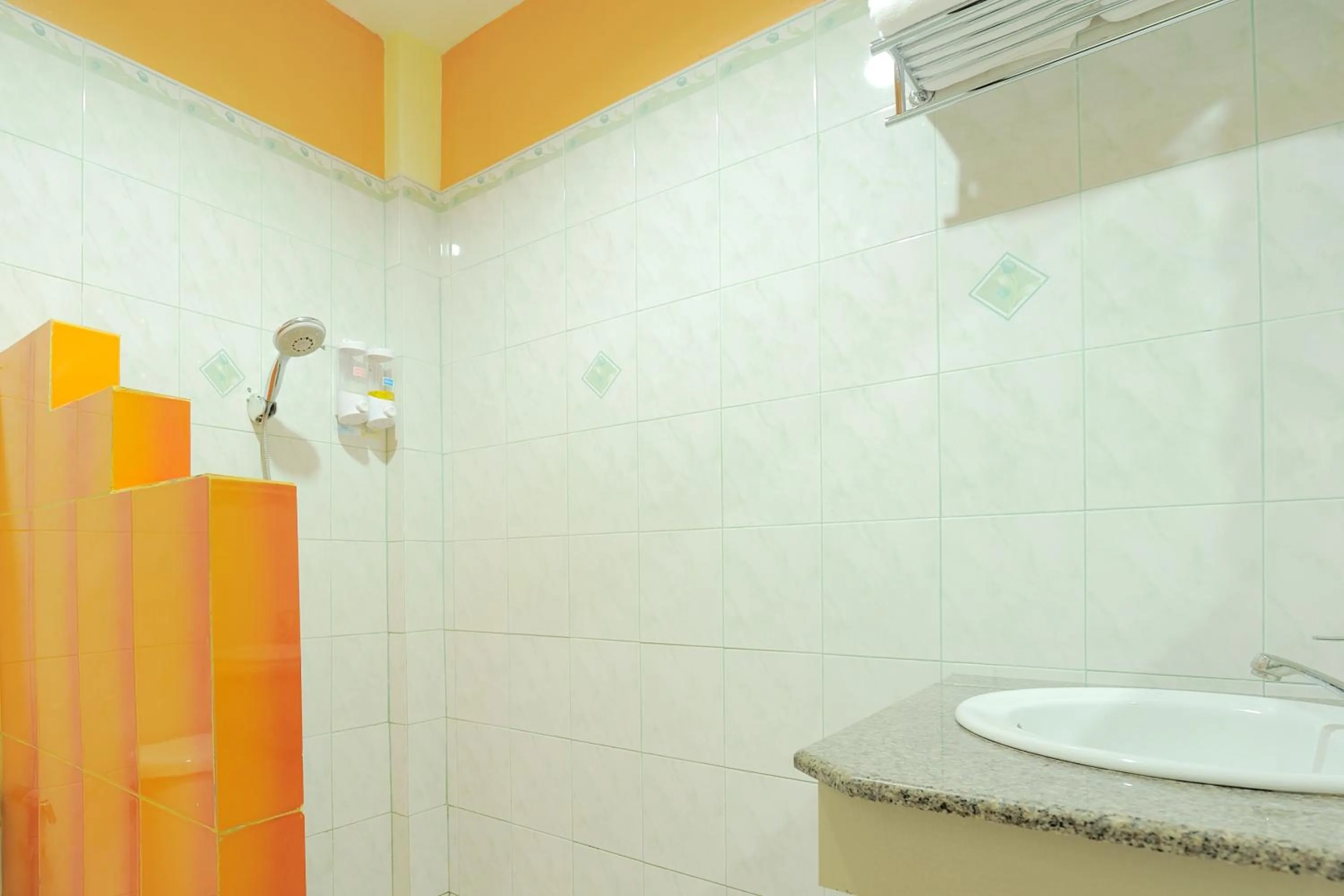 Bathroom in Phi Phi Chang Grand Resort