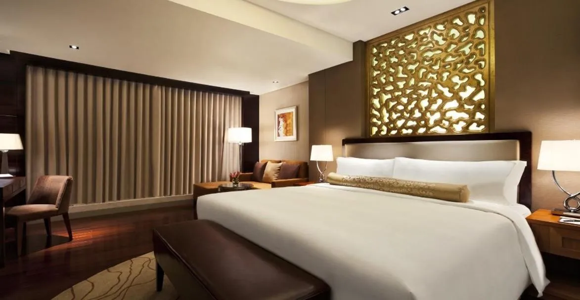 Bed in Kempinski Hotel Taiyuan