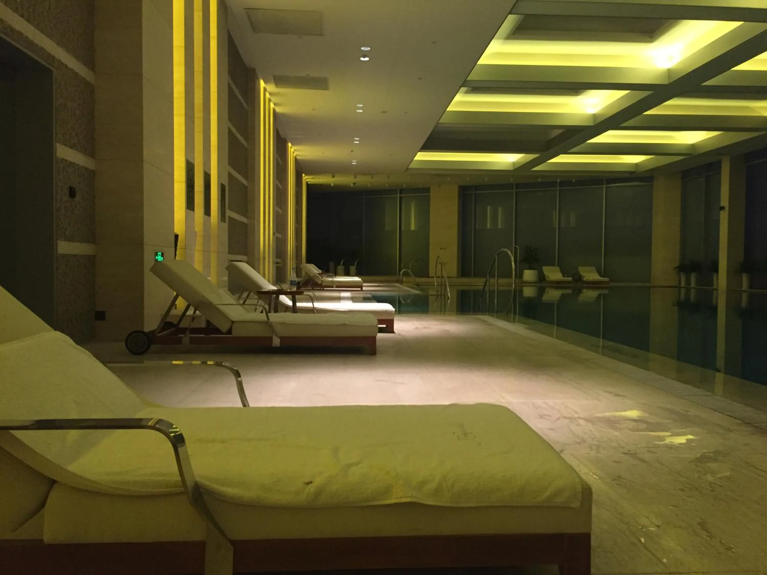 Swimming pool in Kempinski Hotel Taiyuan