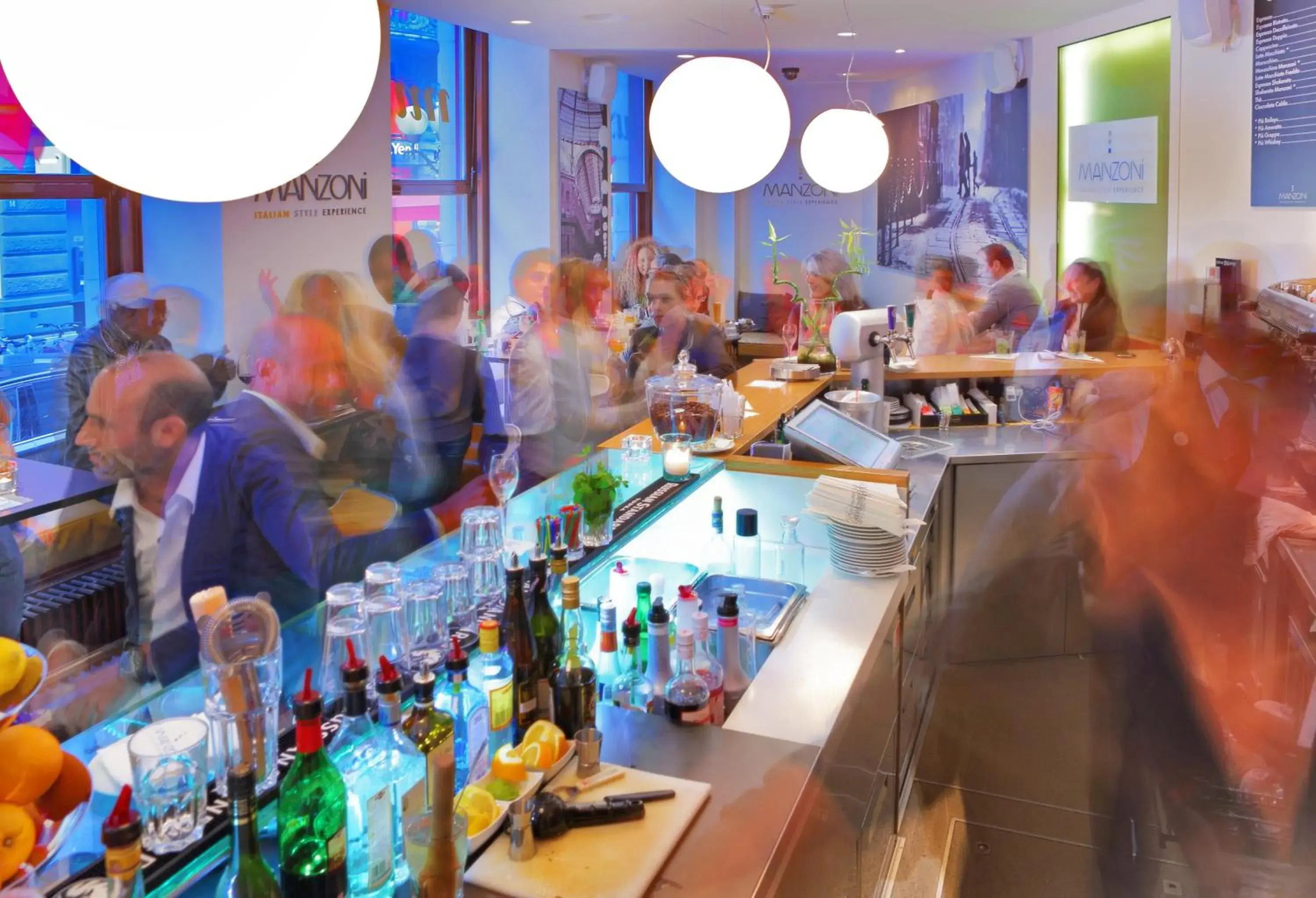 Lounge or bar in Hotel St.Gotthard Lounge or bar in Hotel St.Gotthard