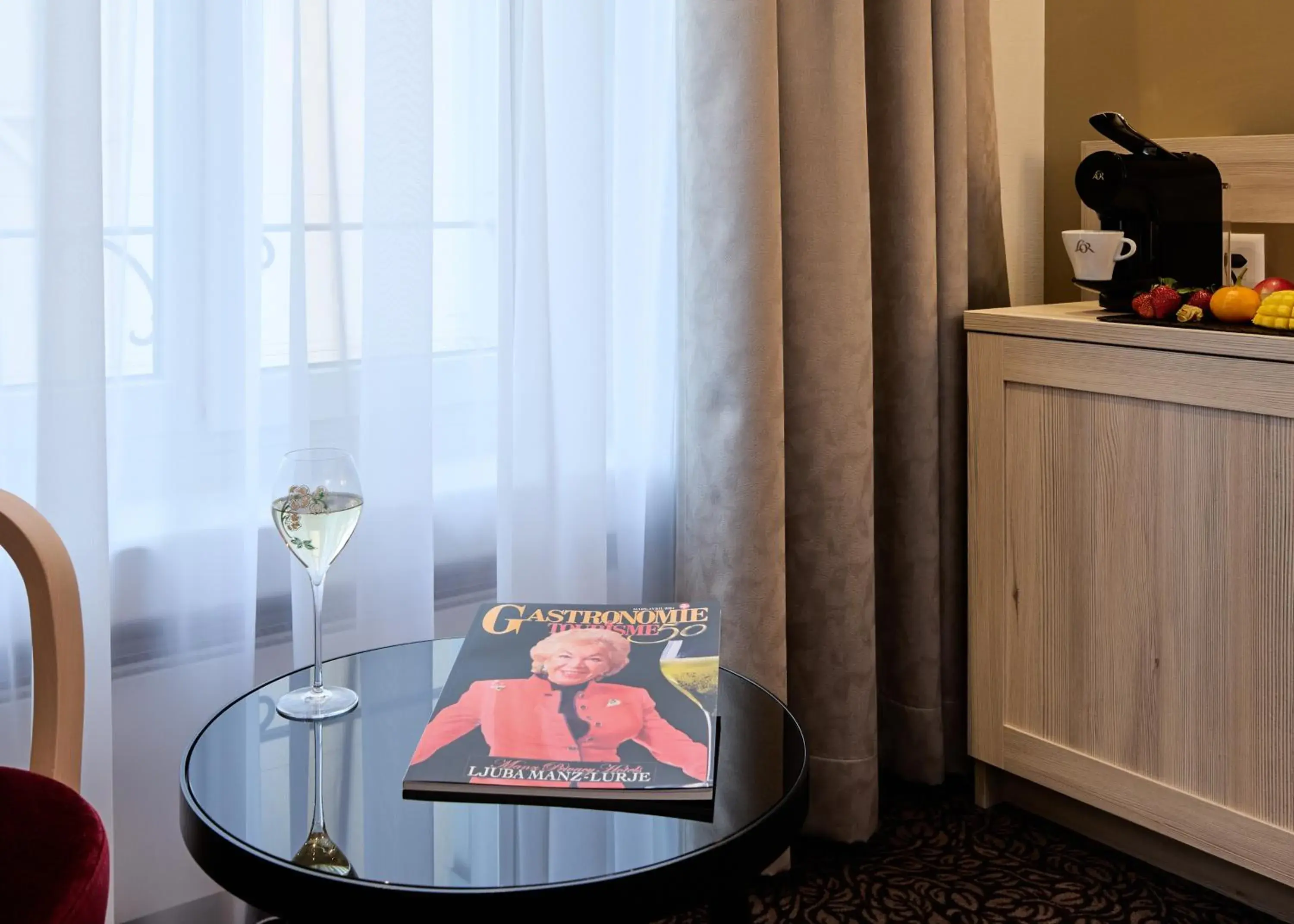 Deluxe Business Single Room in Hotel St.Gotthard Deluxe Business Single Room in Hotel St.Gotthard