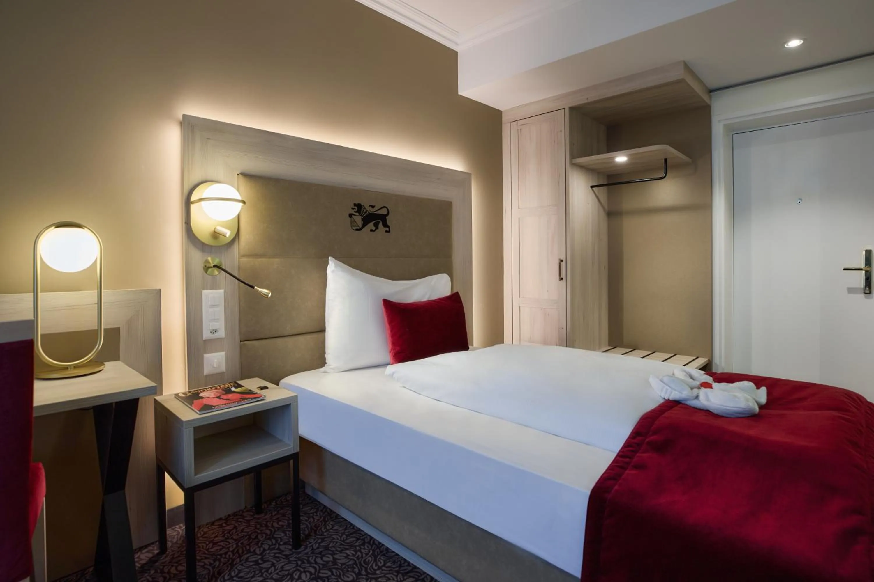 Bed in Hotel St.Gotthard