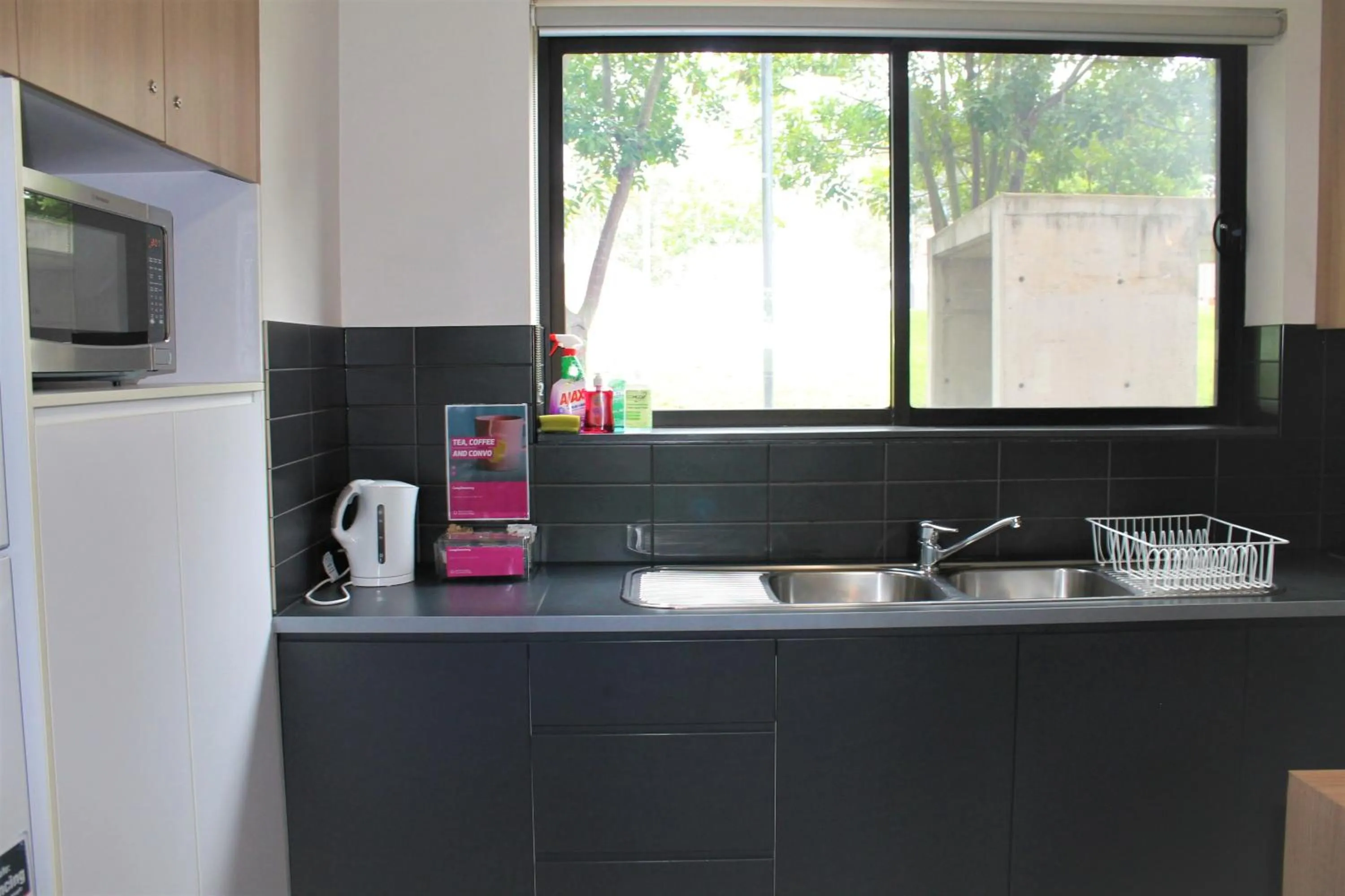 Kitchen or kitchenette, Kitchen/Kitchenette in Western Sydney University Village - Penrith
