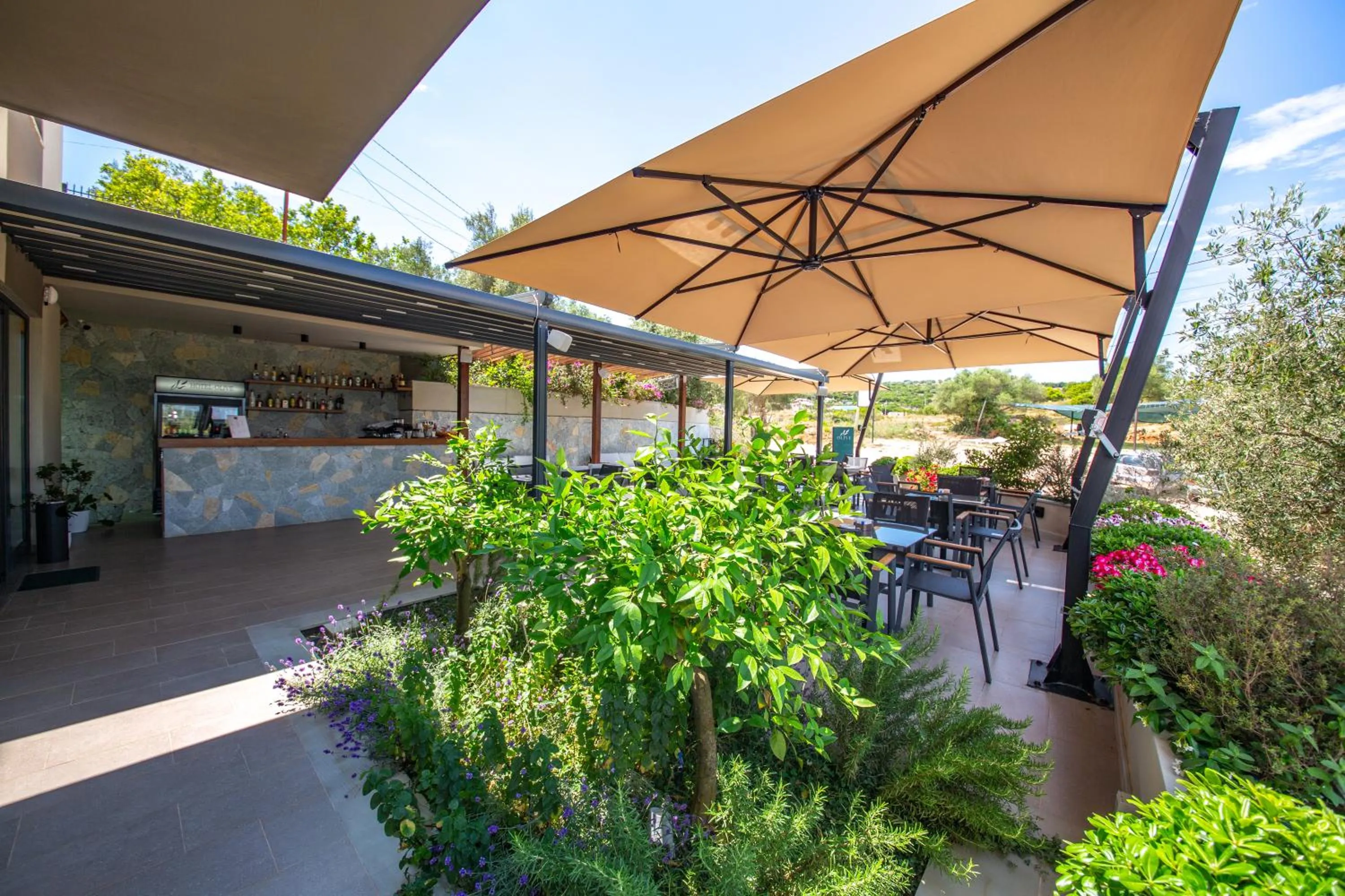 Patio in Hotel Olive Ksamil