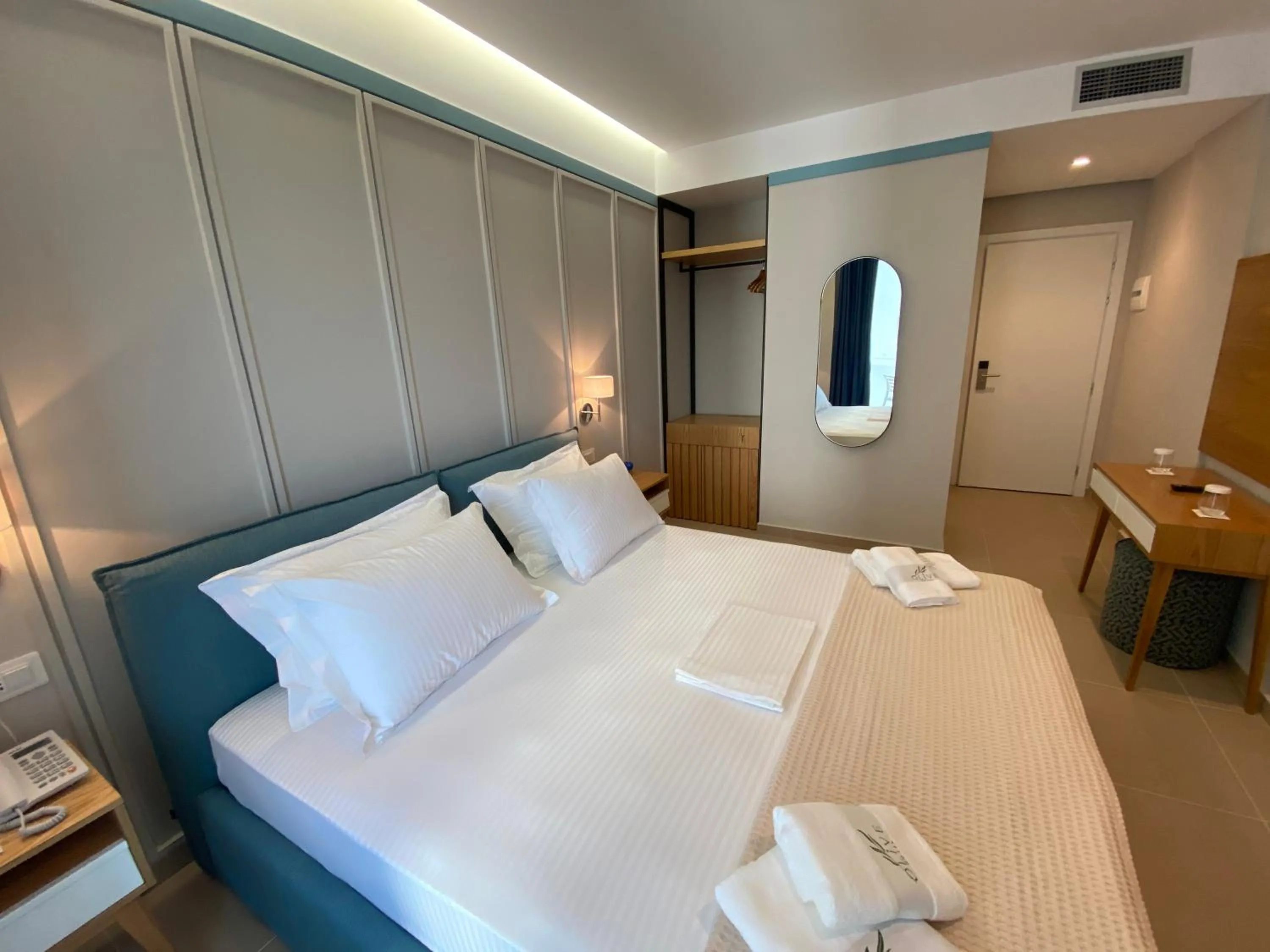 Bed in Hotel Olive Ksamil