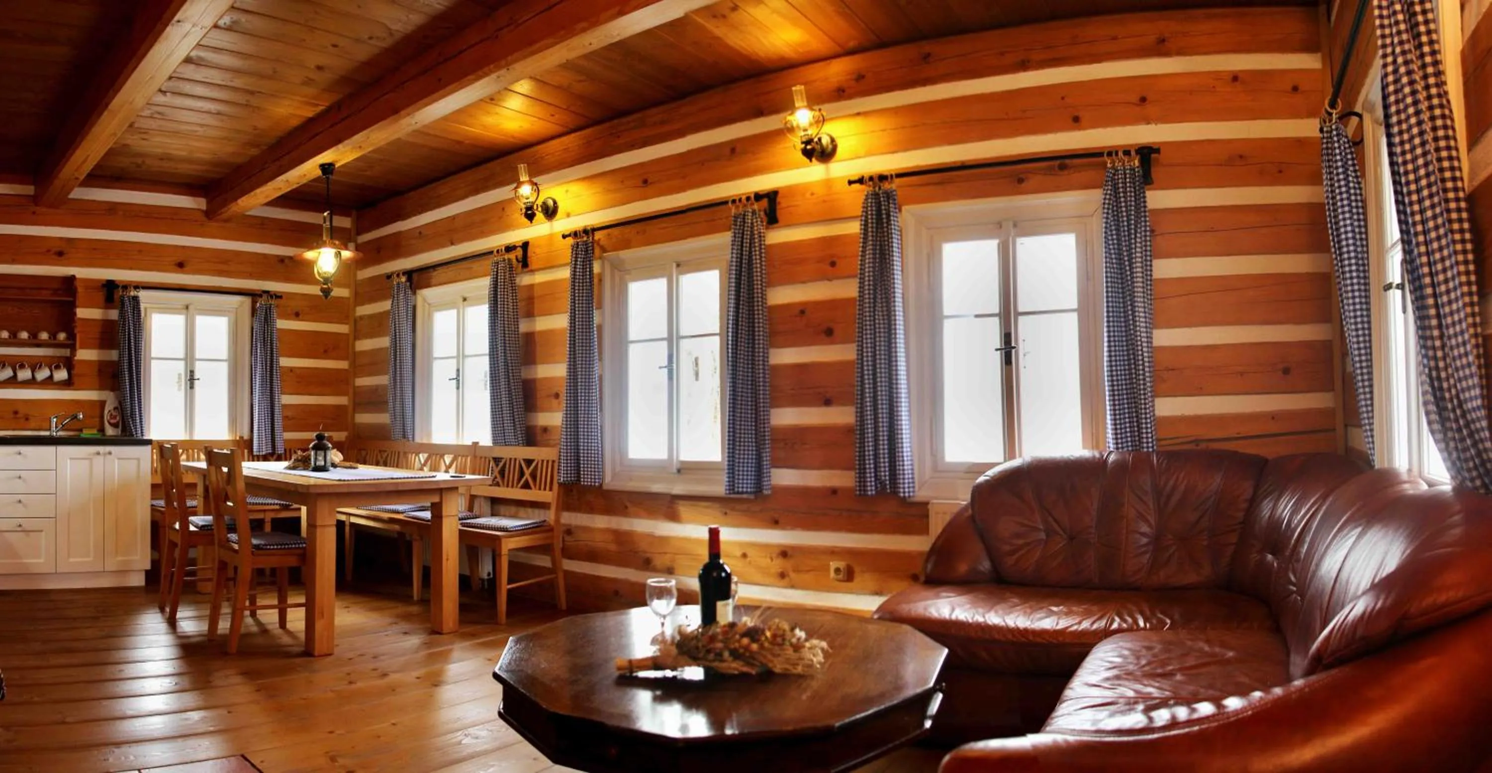 Kitchen or kitchenette in Ranch Bystrá