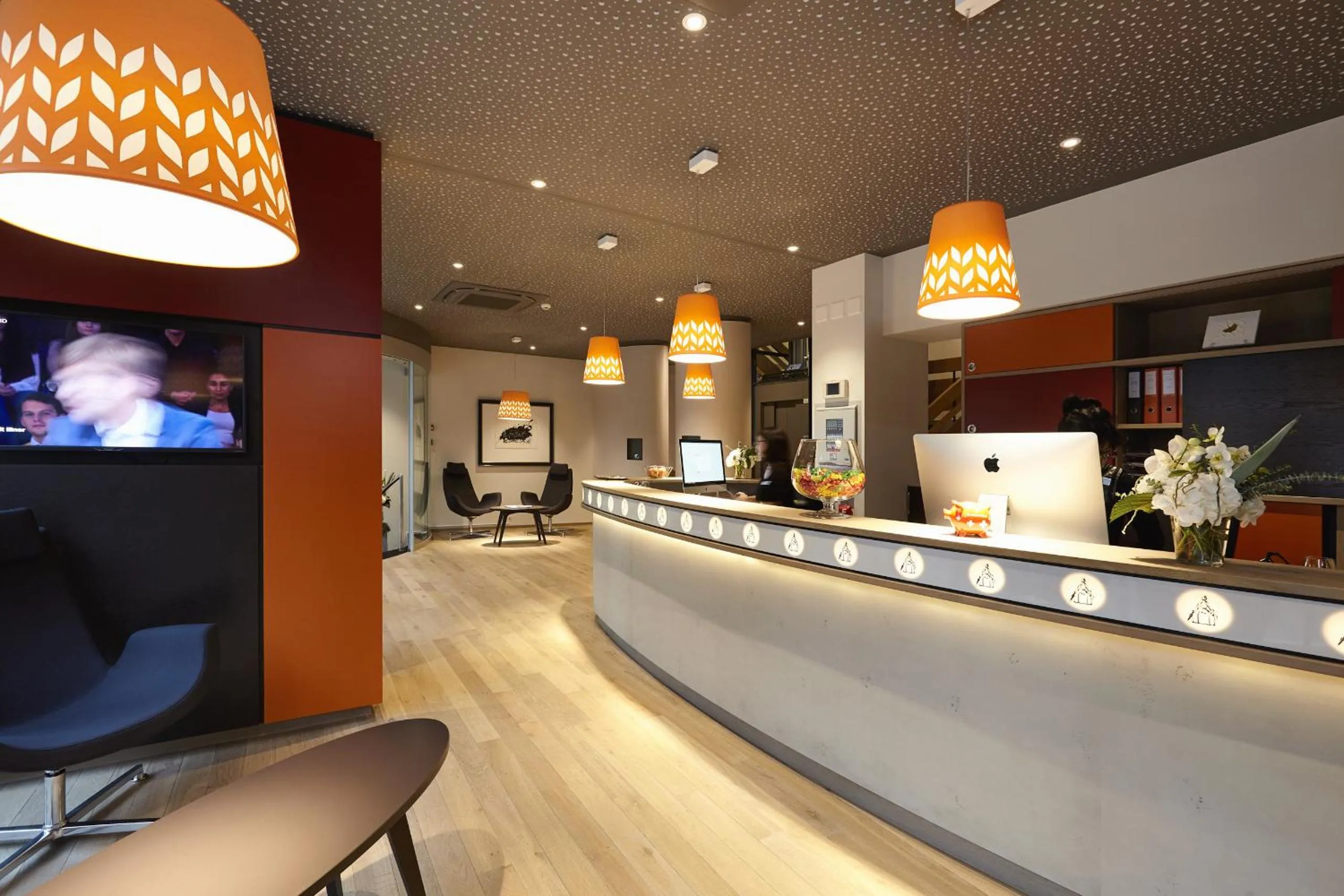 Lobby or reception in Steinenschanze Charming City & Garden Hotel