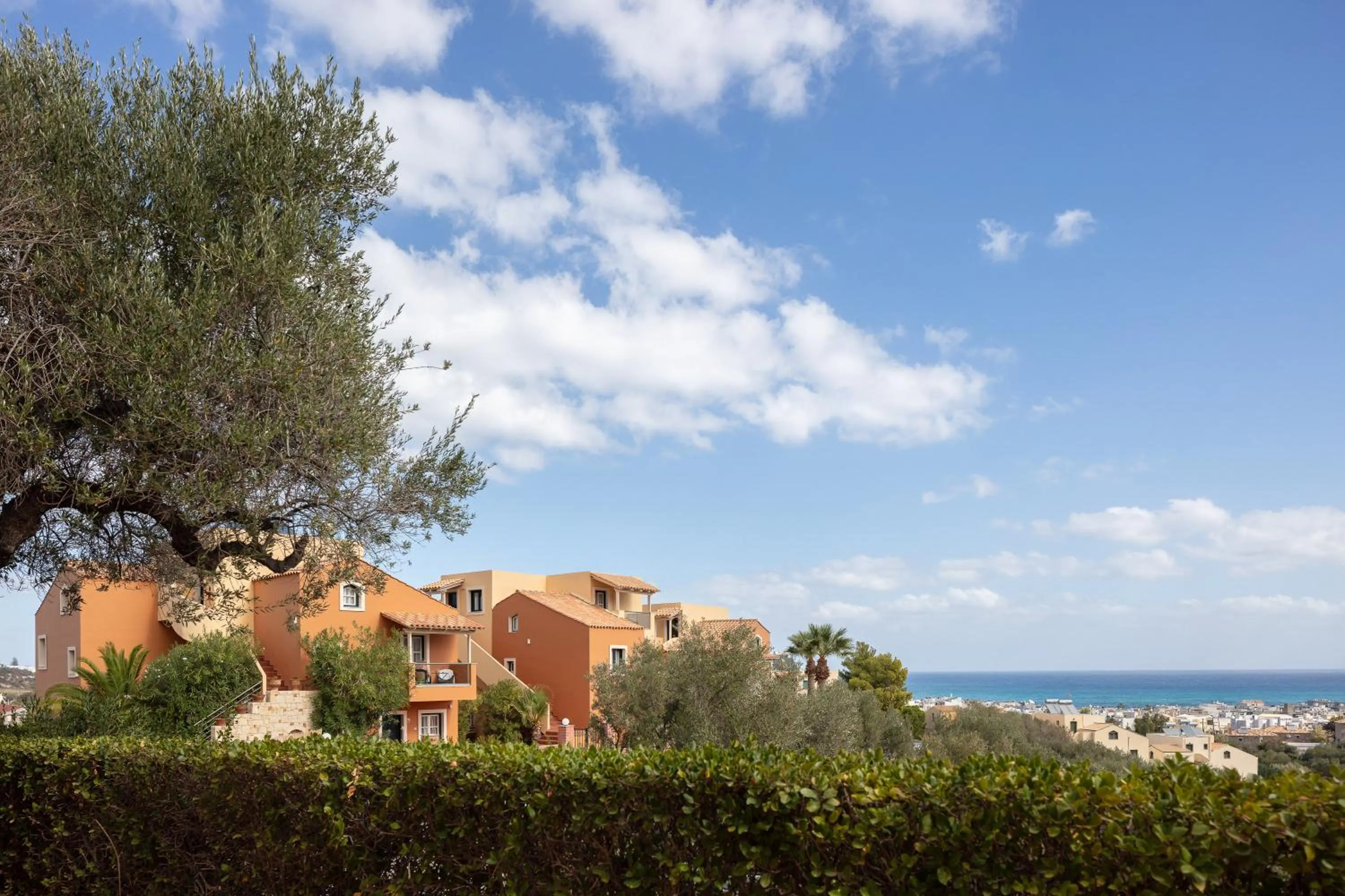 Property building in Dia Apartments