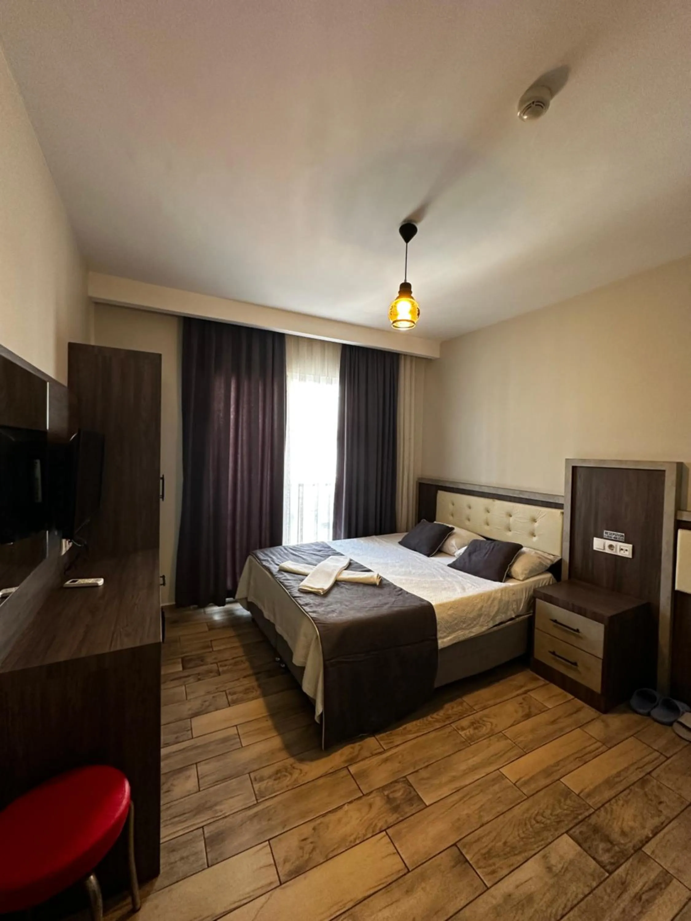 Photo of the whole room, Bed in Comfort Başaran OTEL