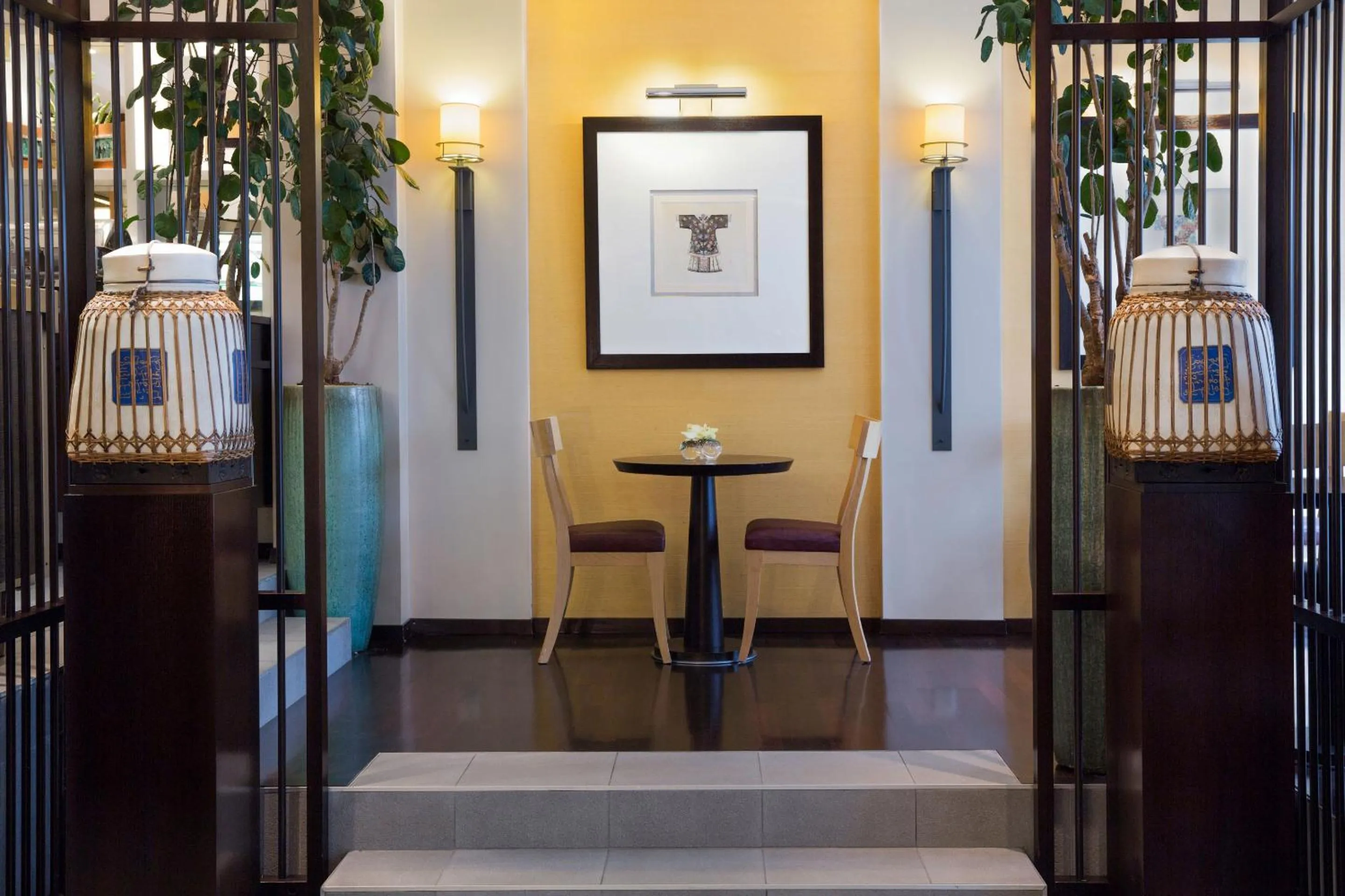 Seating area in Jade Manotel