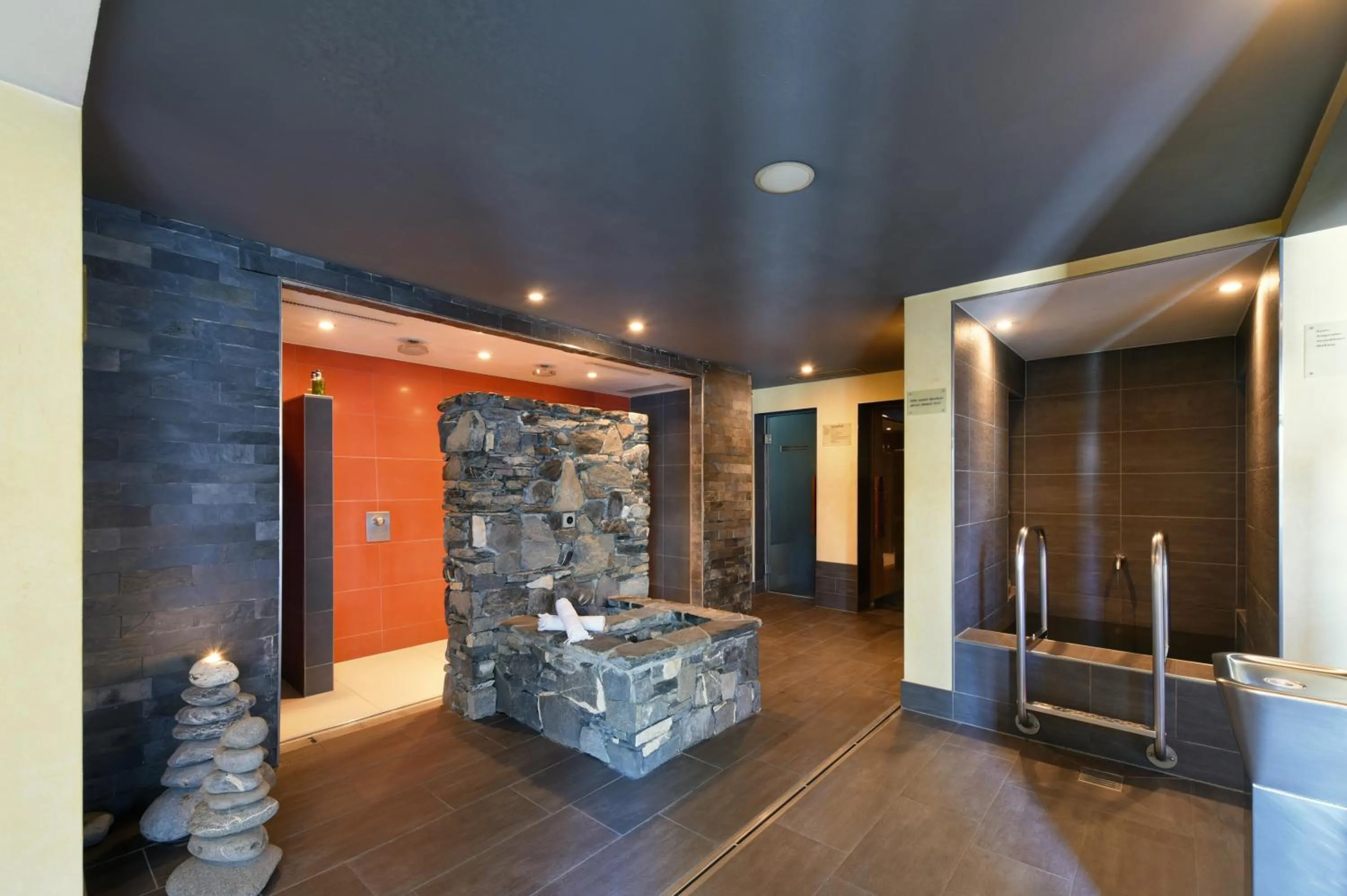 Sauna in Eiger Mountain & Soul Resort