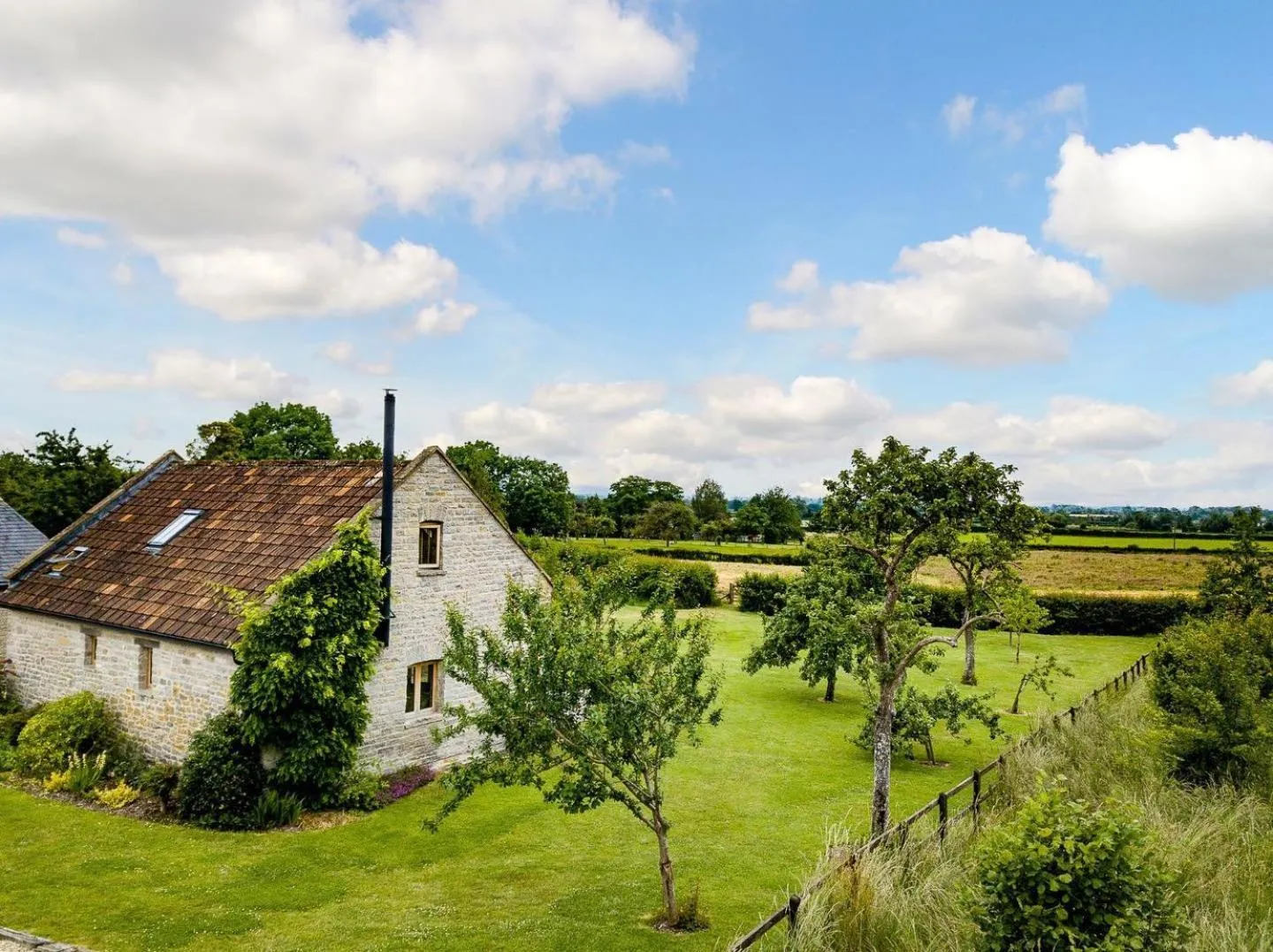 Property building in Yew Tree Cottage