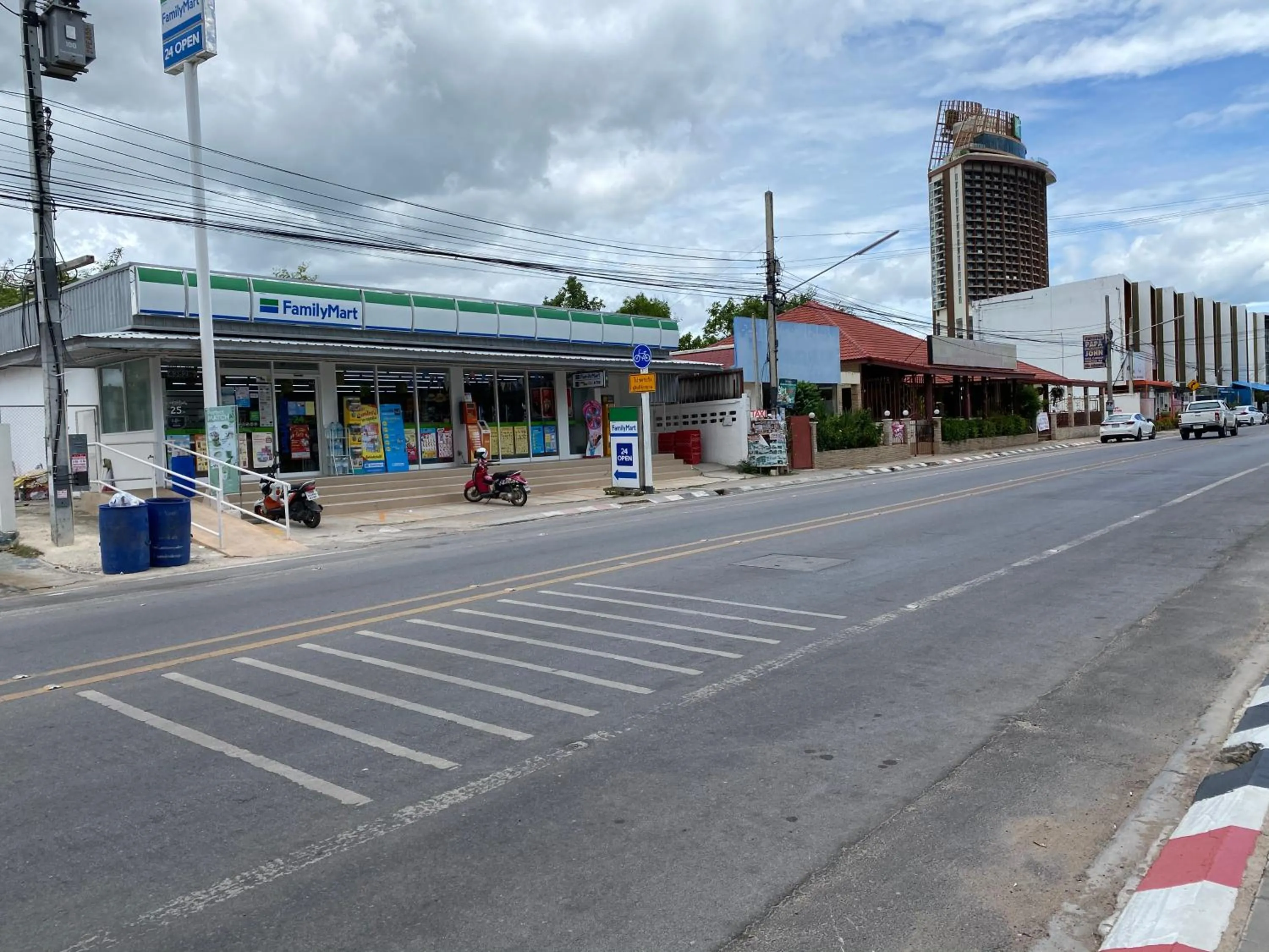 Area and facilities in Summer Condo Hua Hin Room710