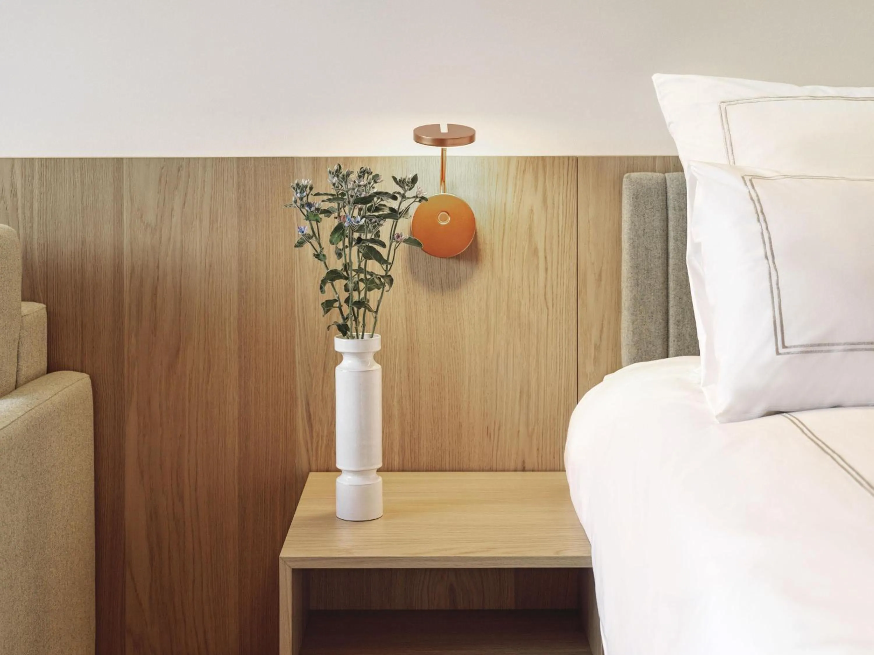 Bedroom, Bed in Swissôtel Kursaal Bern