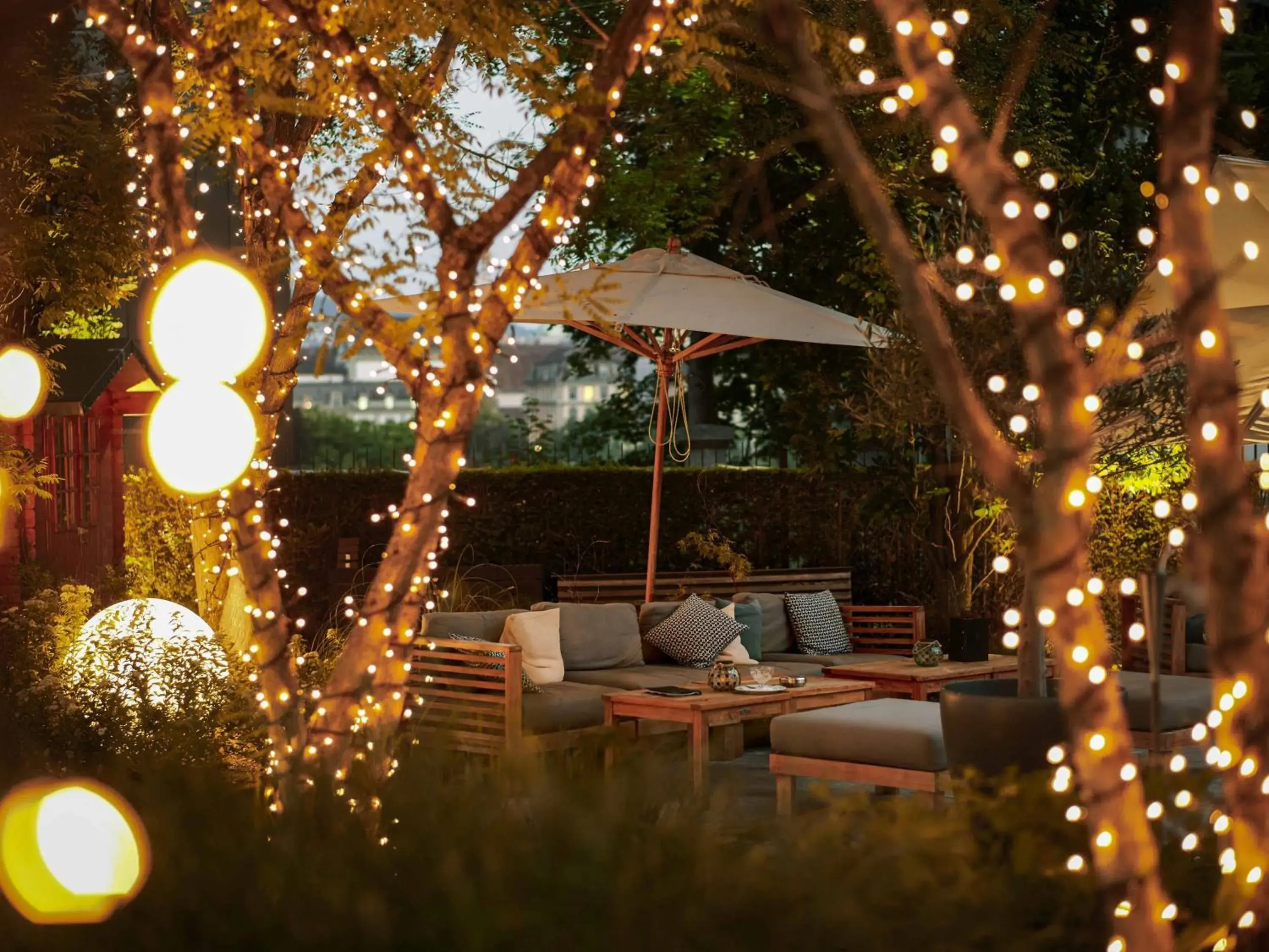 Property building in Swissôtel Kursaal Bern Property building in Swissôtel Kursaal Bern