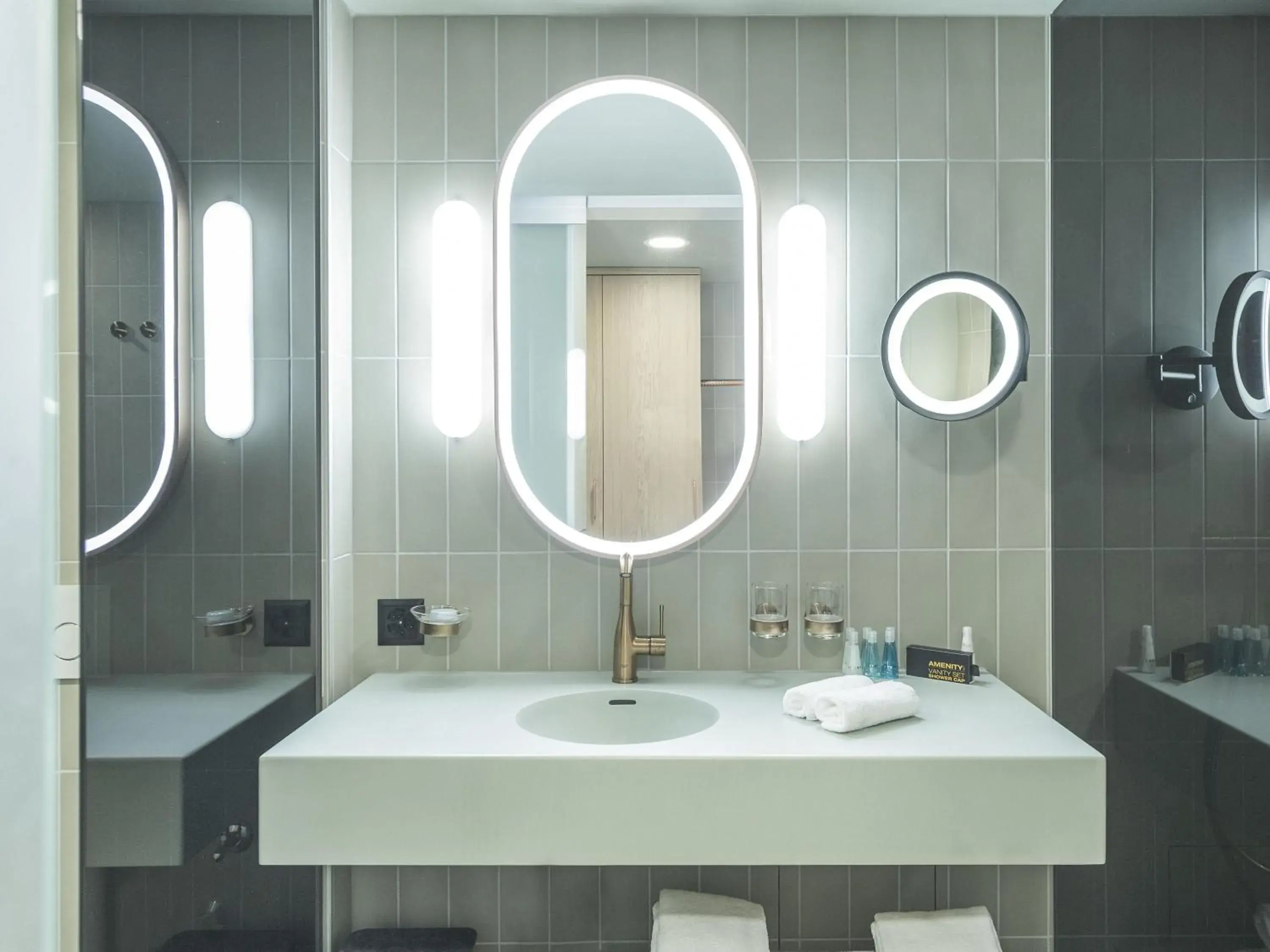 Bedroom in Swissôtel Kursaal Bern Bedroom in Swissôtel Kursaal Bern