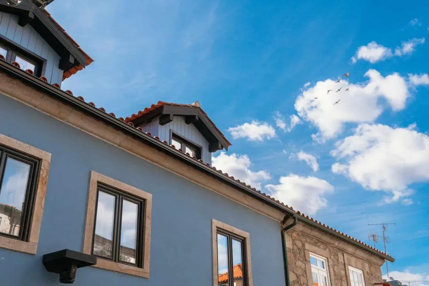 Double Room with Private Bathroom in Blue House Ponte de Lima Double Room with Private Bathroom in Blue House Ponte de Lima