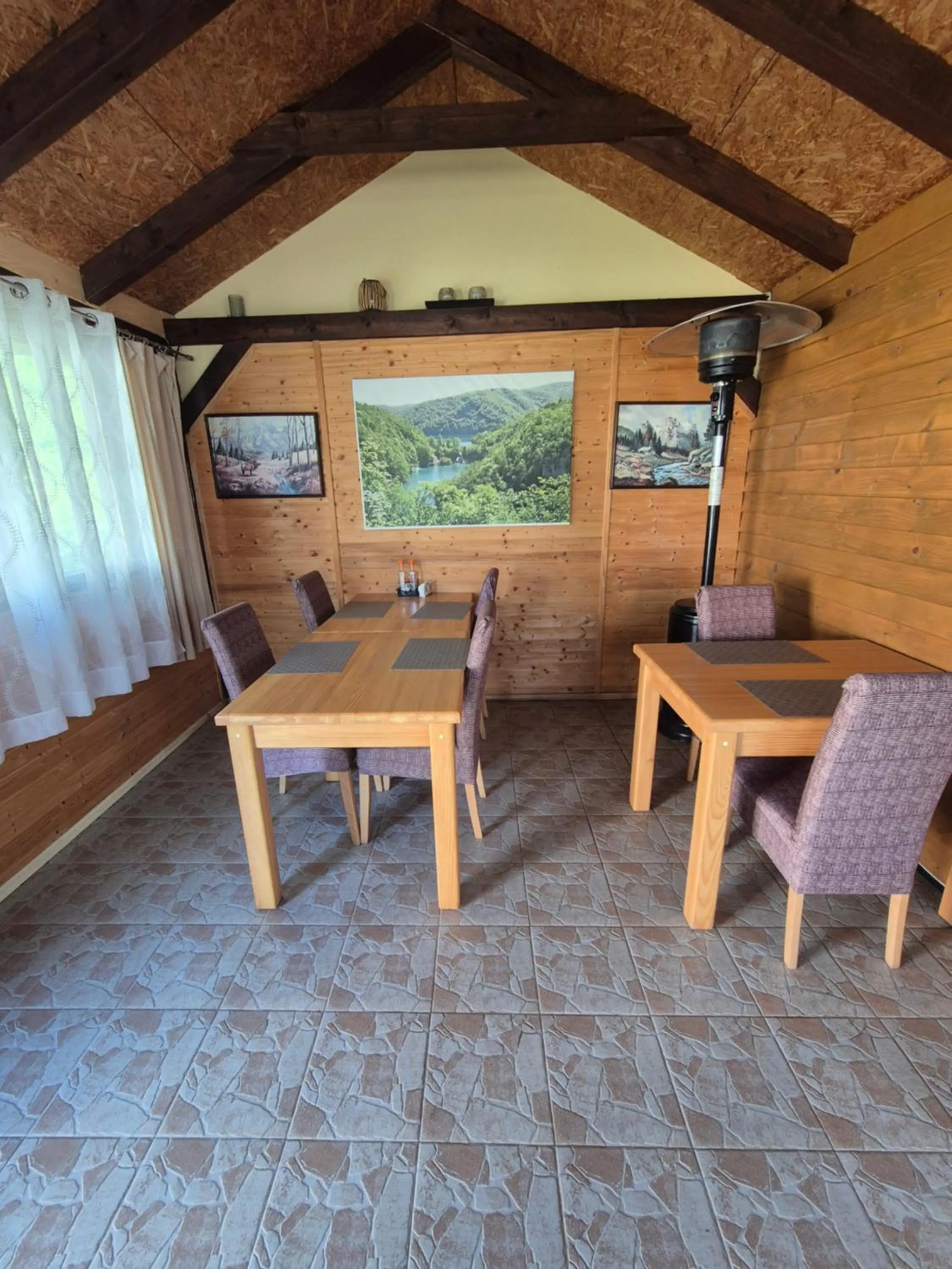 Breakfast in Plitvice House Rosha