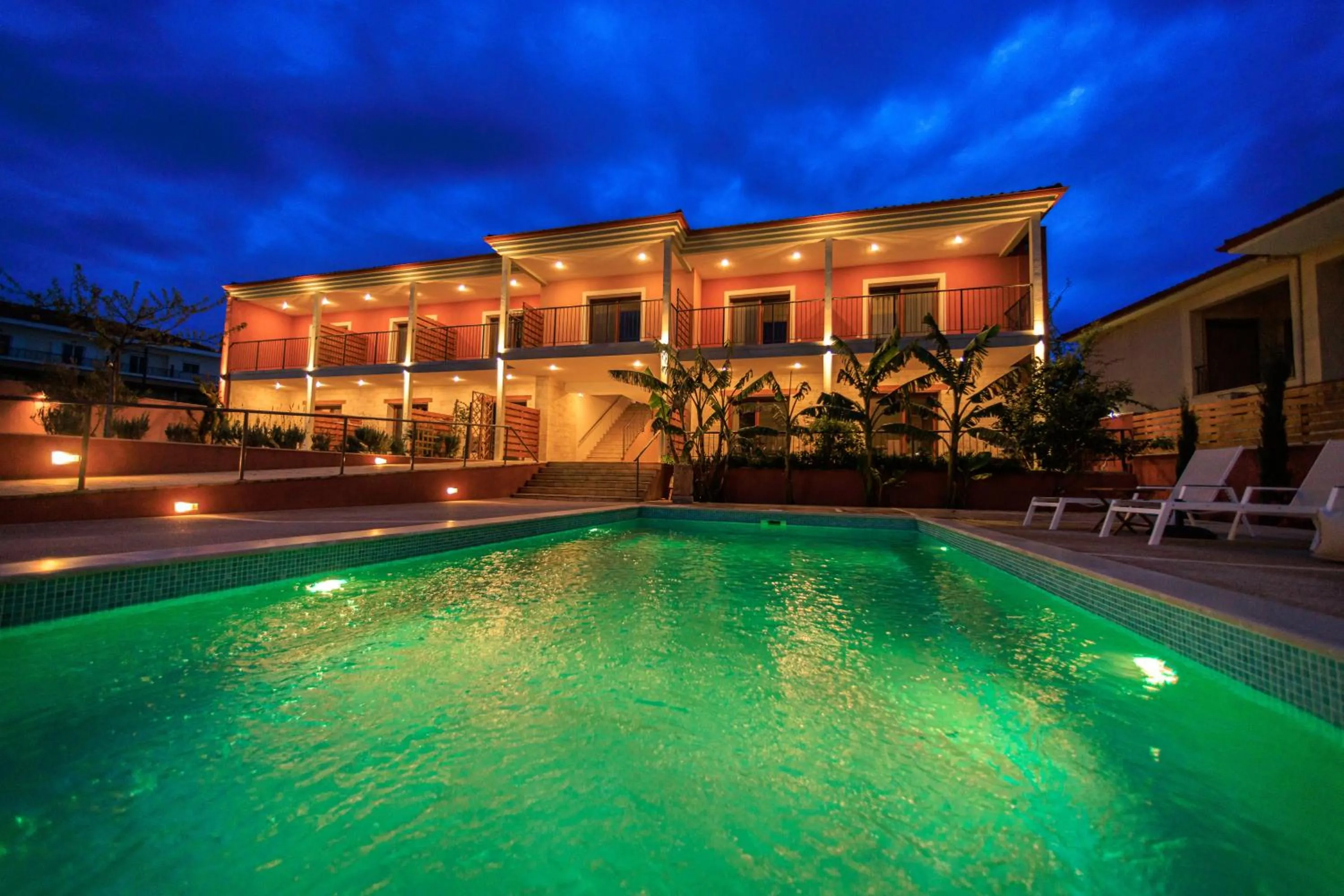 Swimming pool in Samari Afitos