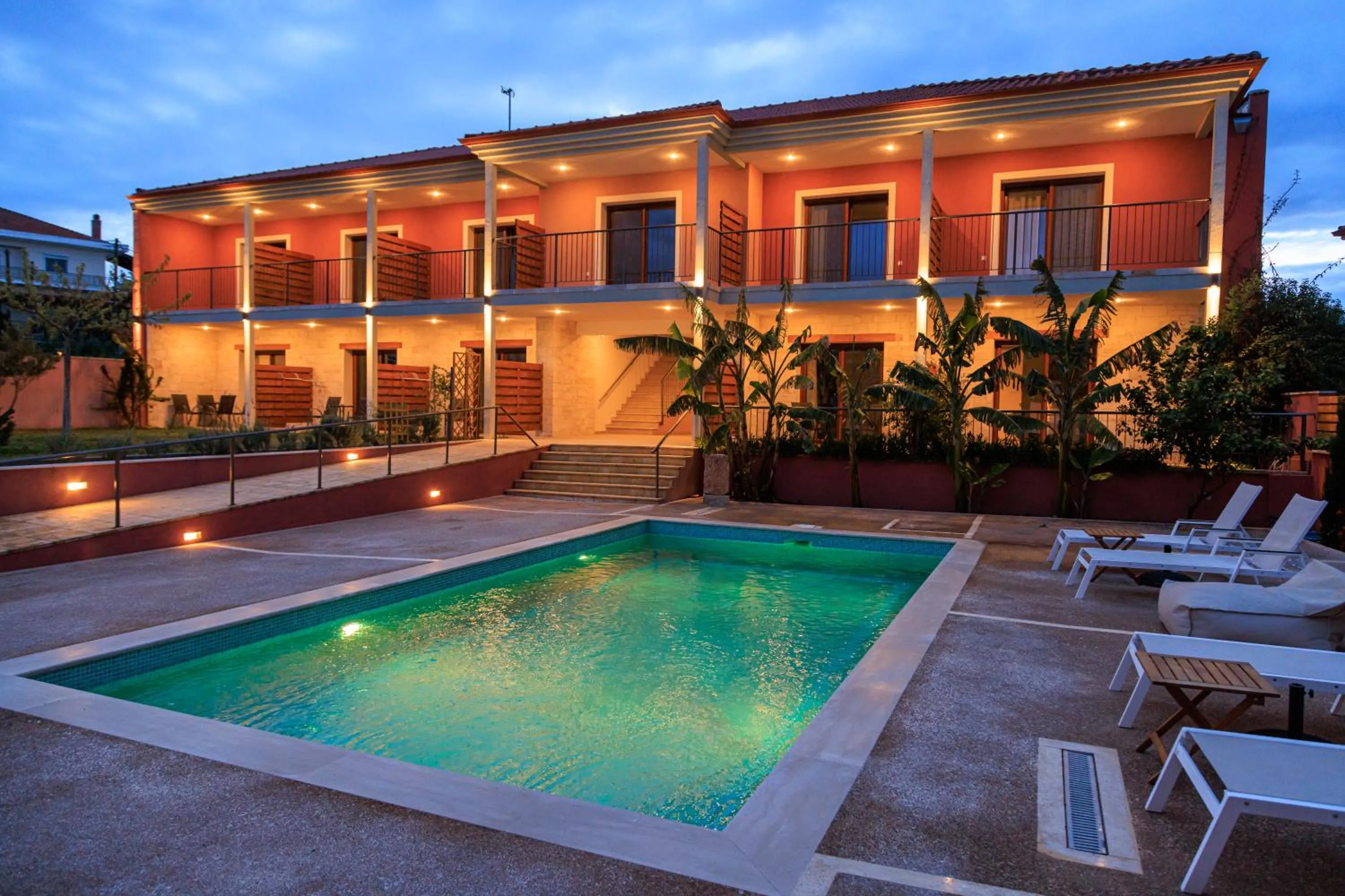 Property building in Samari Afitos
