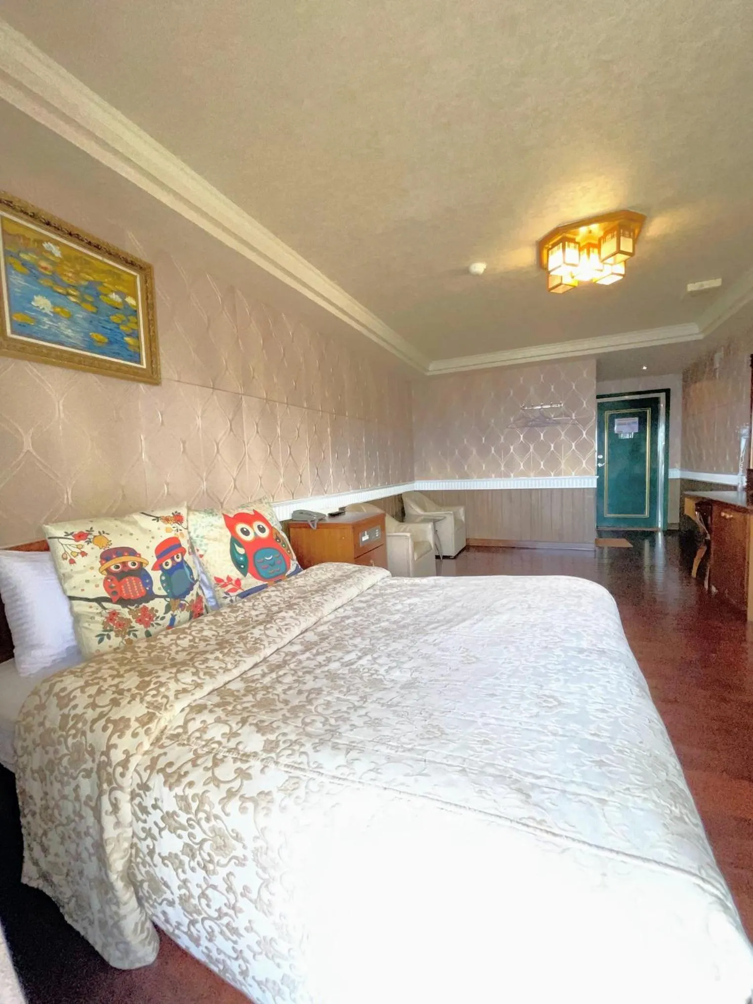 Photo of the whole room, Bed in Emmanuel Farm House