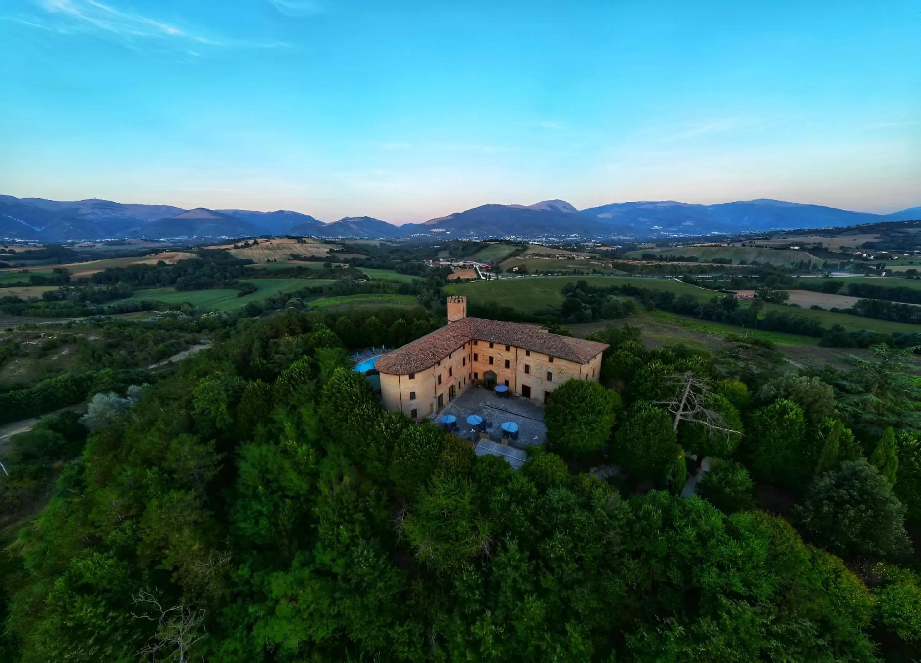Property building in Castello di Baccaresca Property building in Castello di Baccaresca