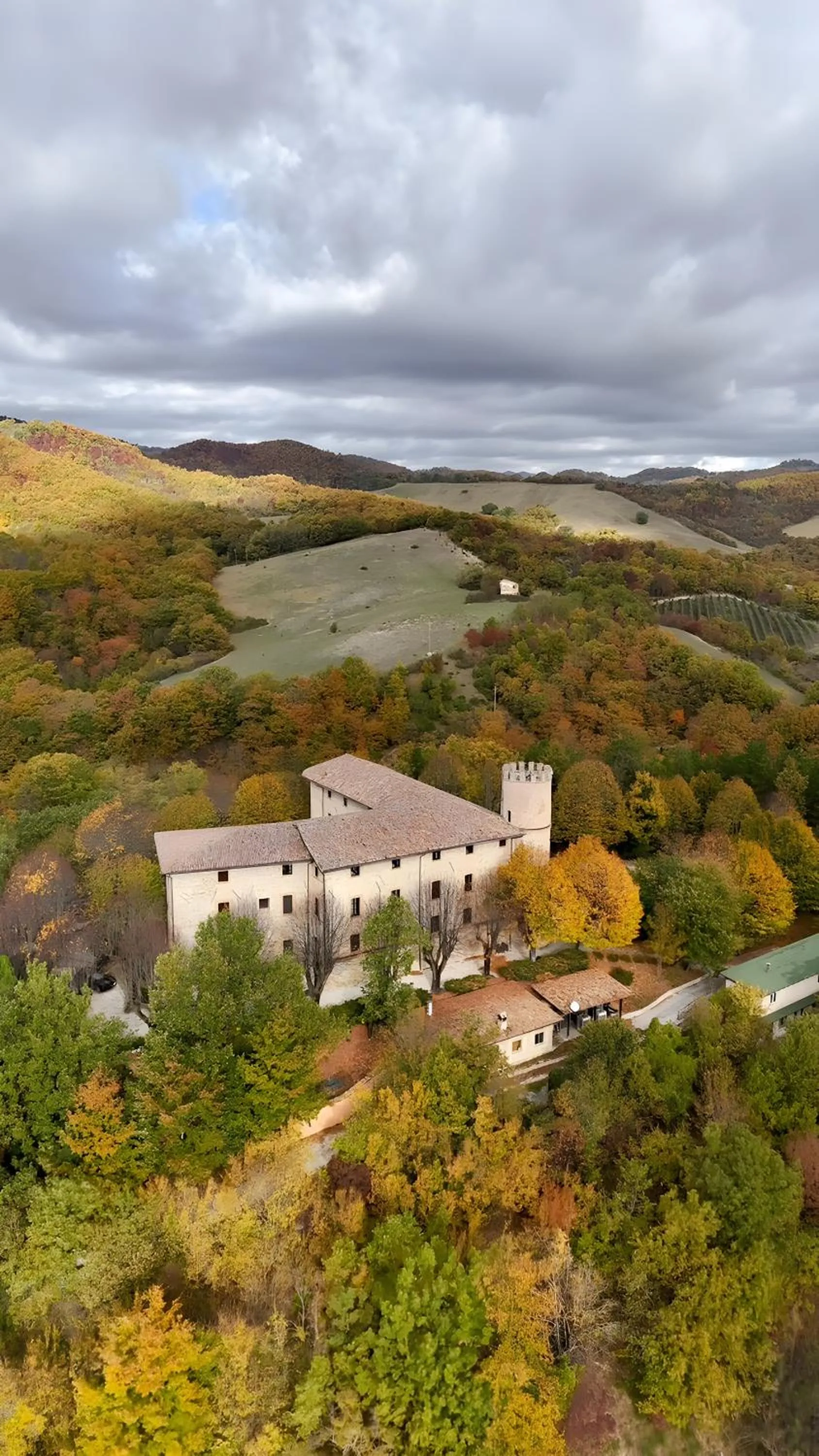 Property building in Castello di Baccaresca