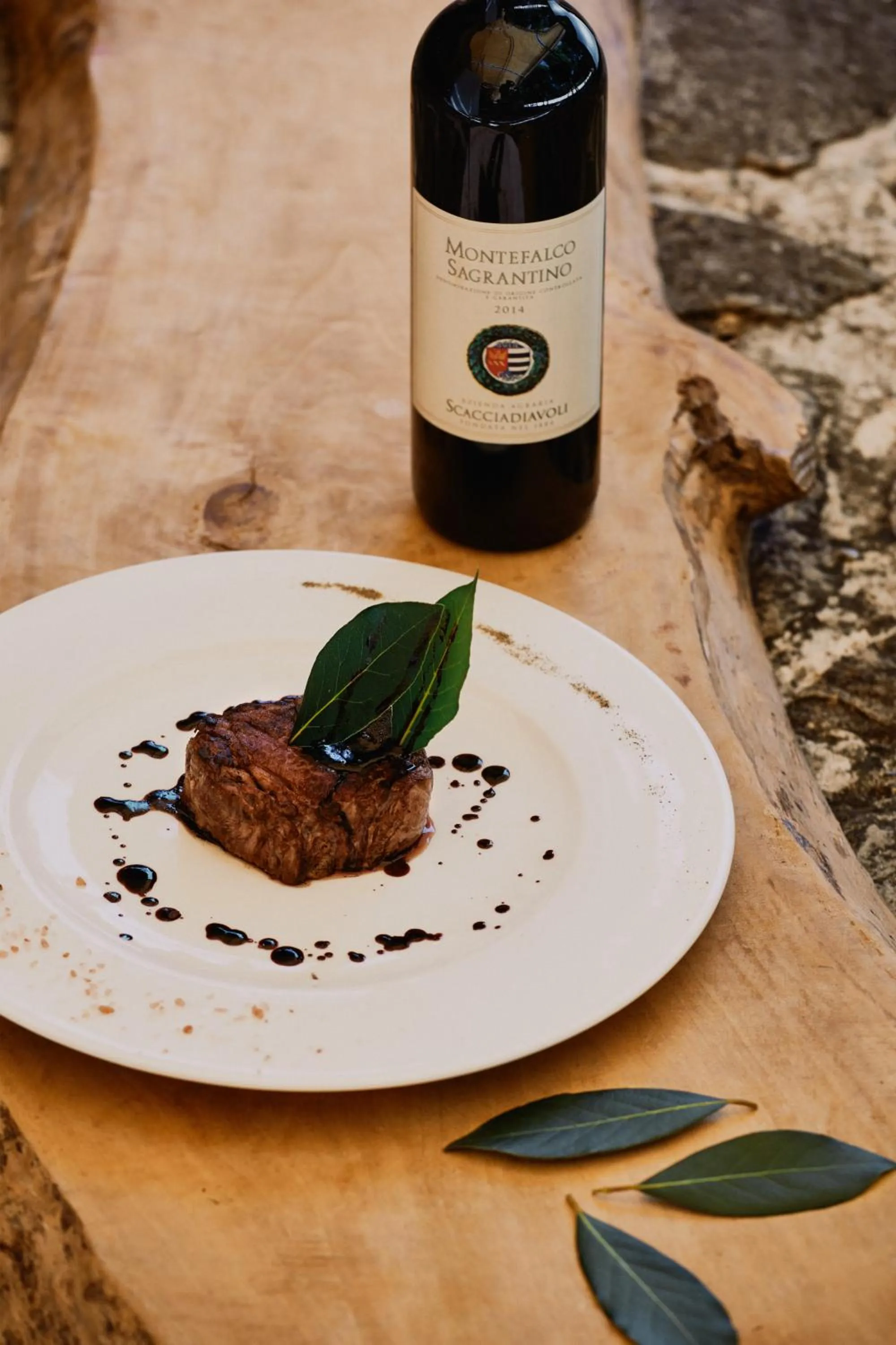 Property building in Castello di Baccaresca