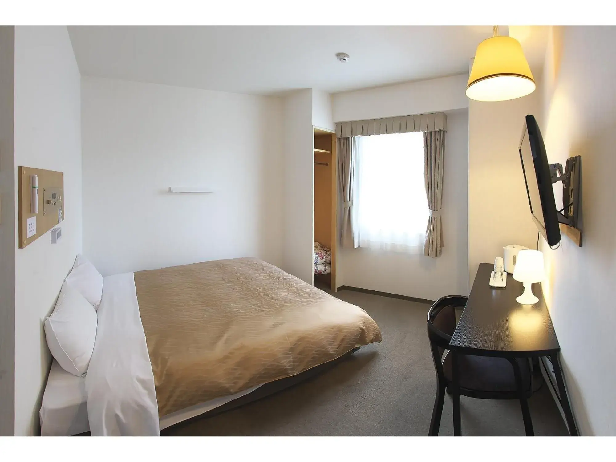 Double Room in Hotel Crown Hills Toyohashi Double Room in Hotel Crown Hills Toyohashi