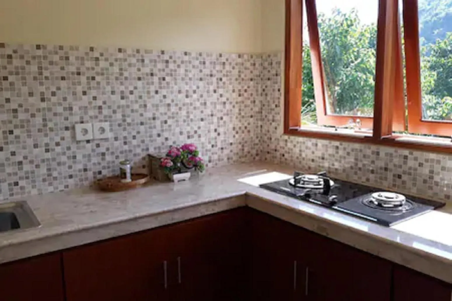 Kitchen or kitchenette in Jaya Villa