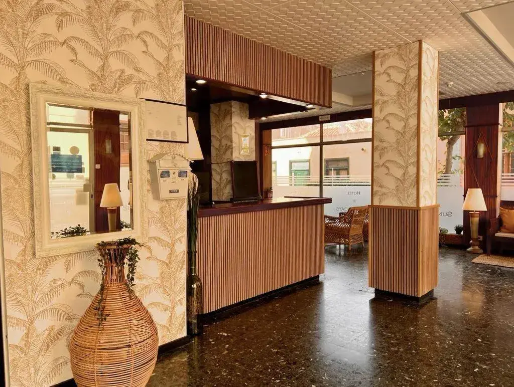 Lobby or reception in Hotel Sun Holidays Lobby or reception in Hotel Sun Holidays