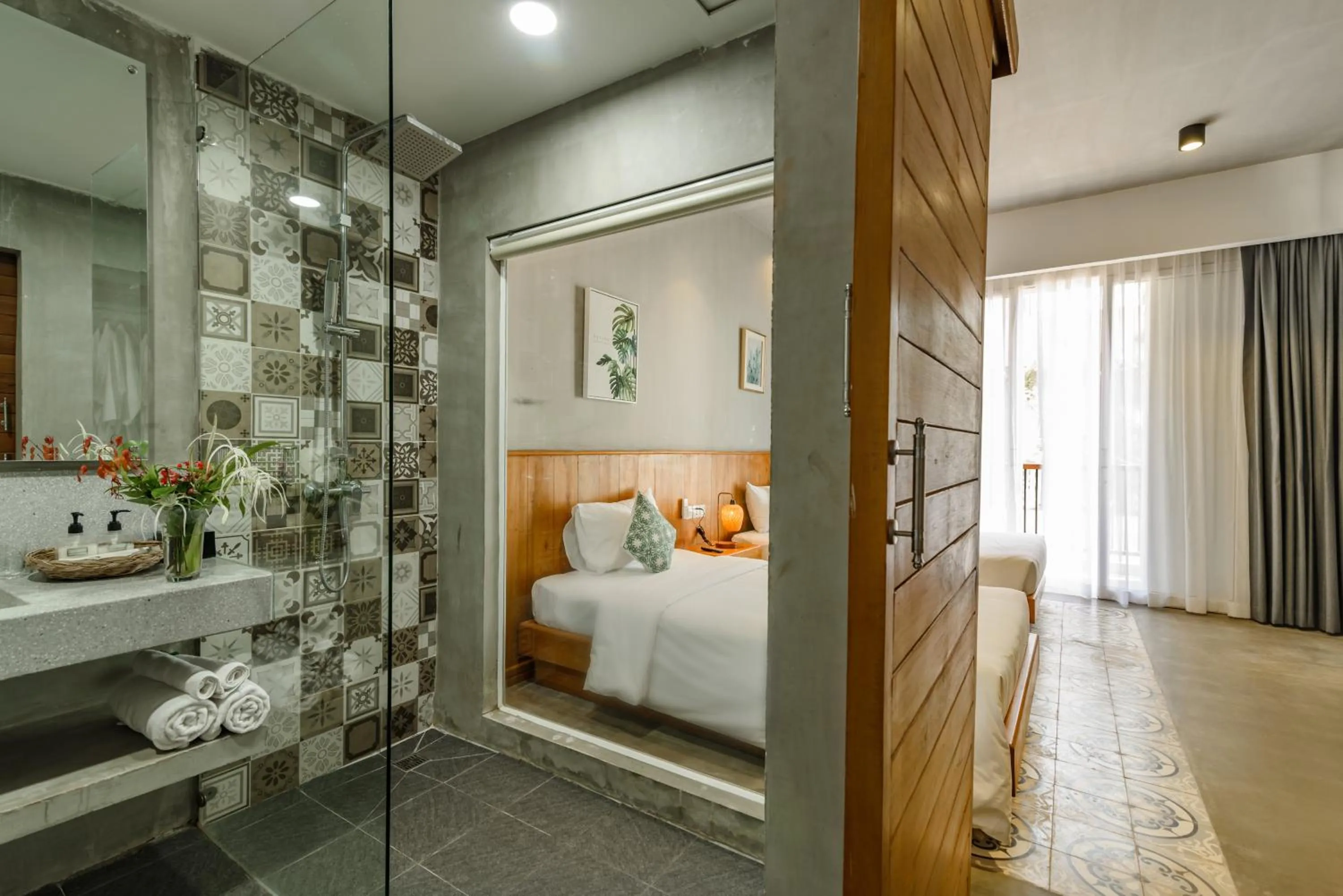 Bathroom, Bed in Phka Kravan Boutique