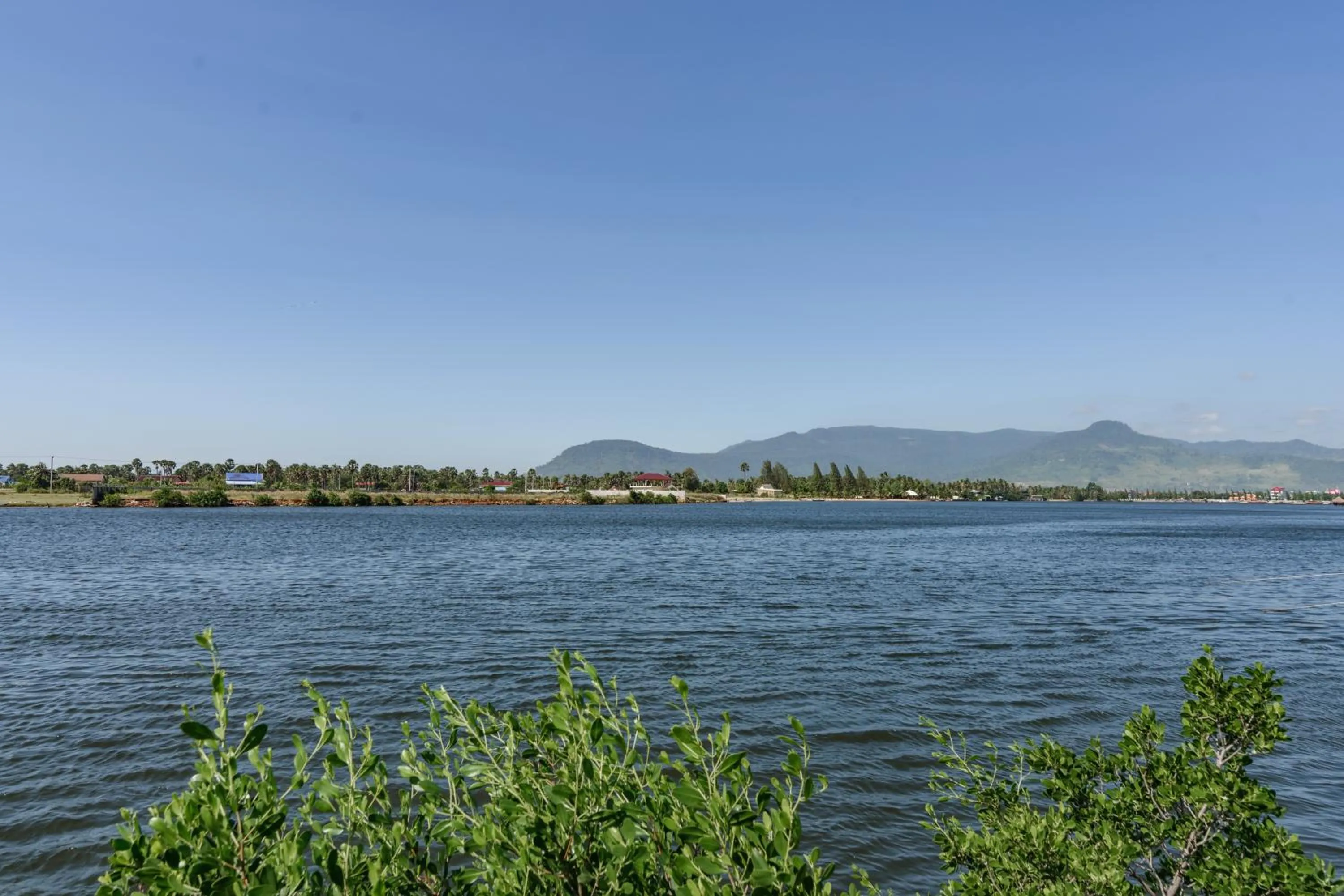 Lake view in Phka Kravan Boutique