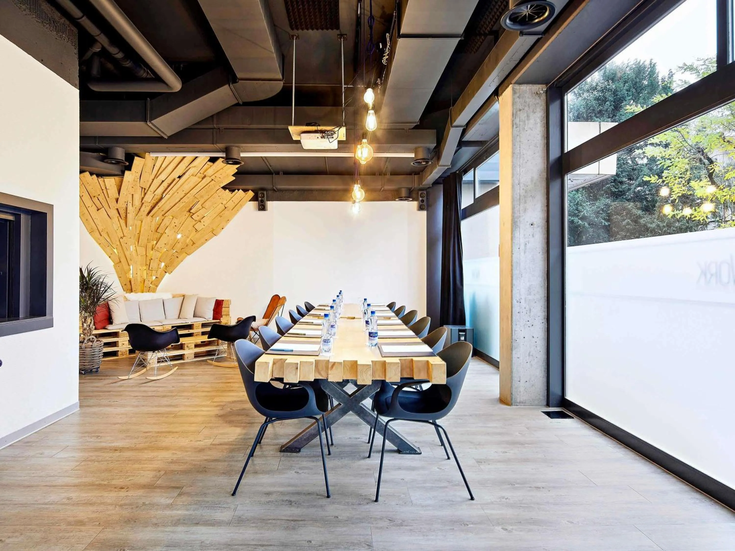 Meeting/conference room in Mercure Biel