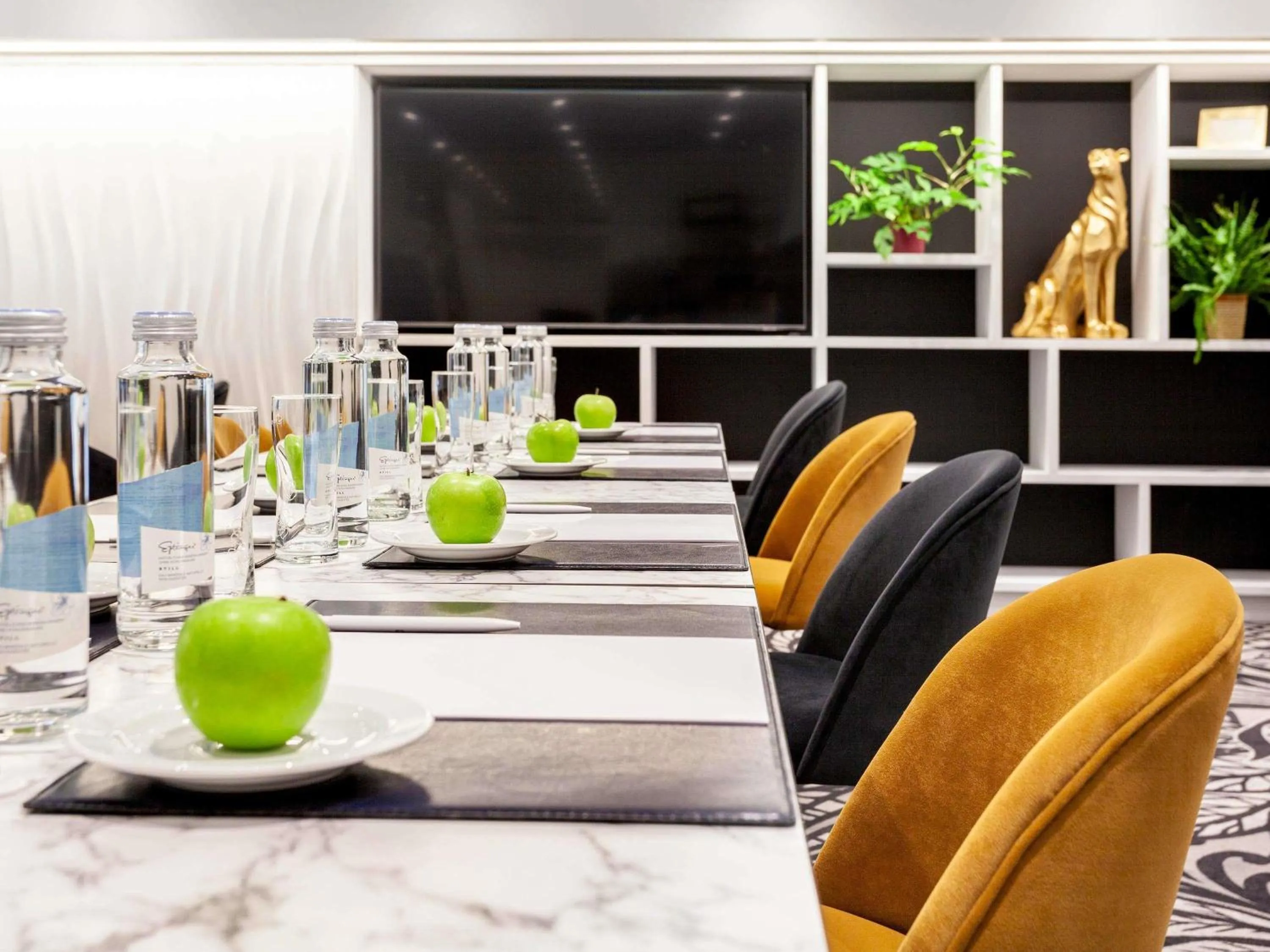 Meeting/conference room in Mercure Biel