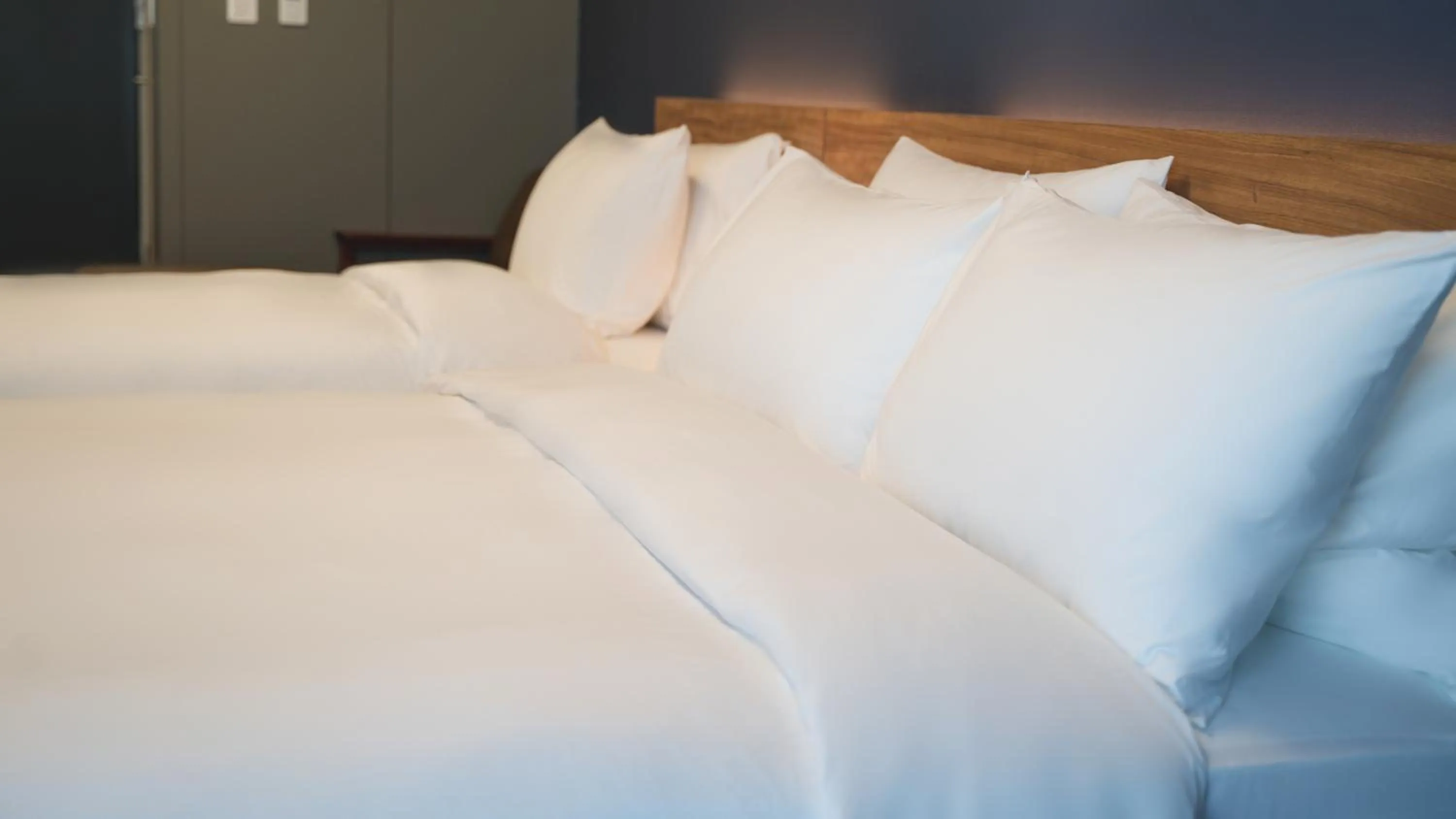 Bed in Marinabay Sokcho