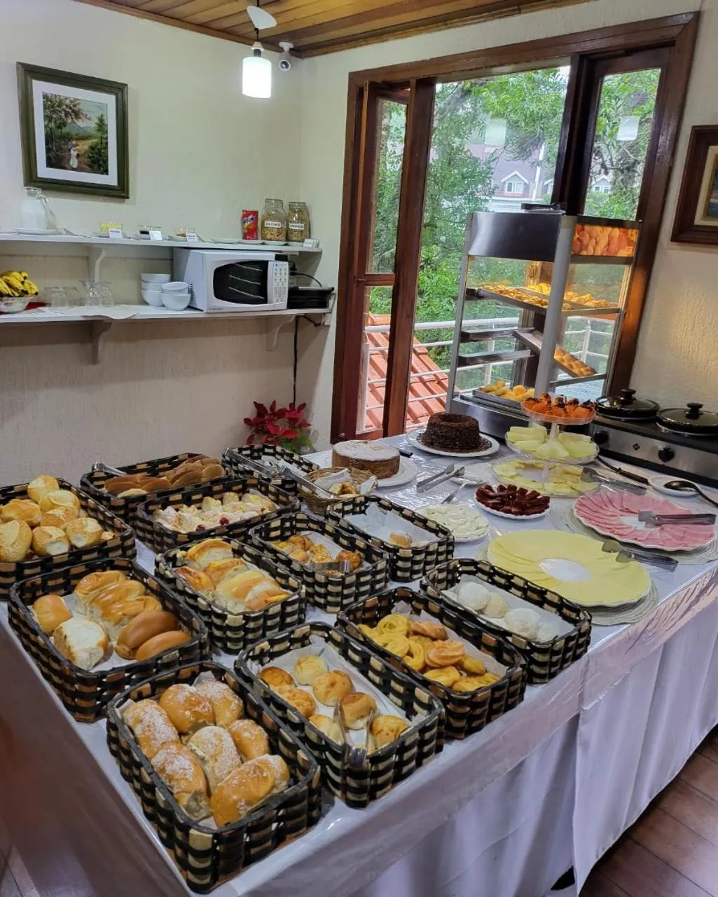 Kitchen or kitchenette in Pousada Atalaia Capivari