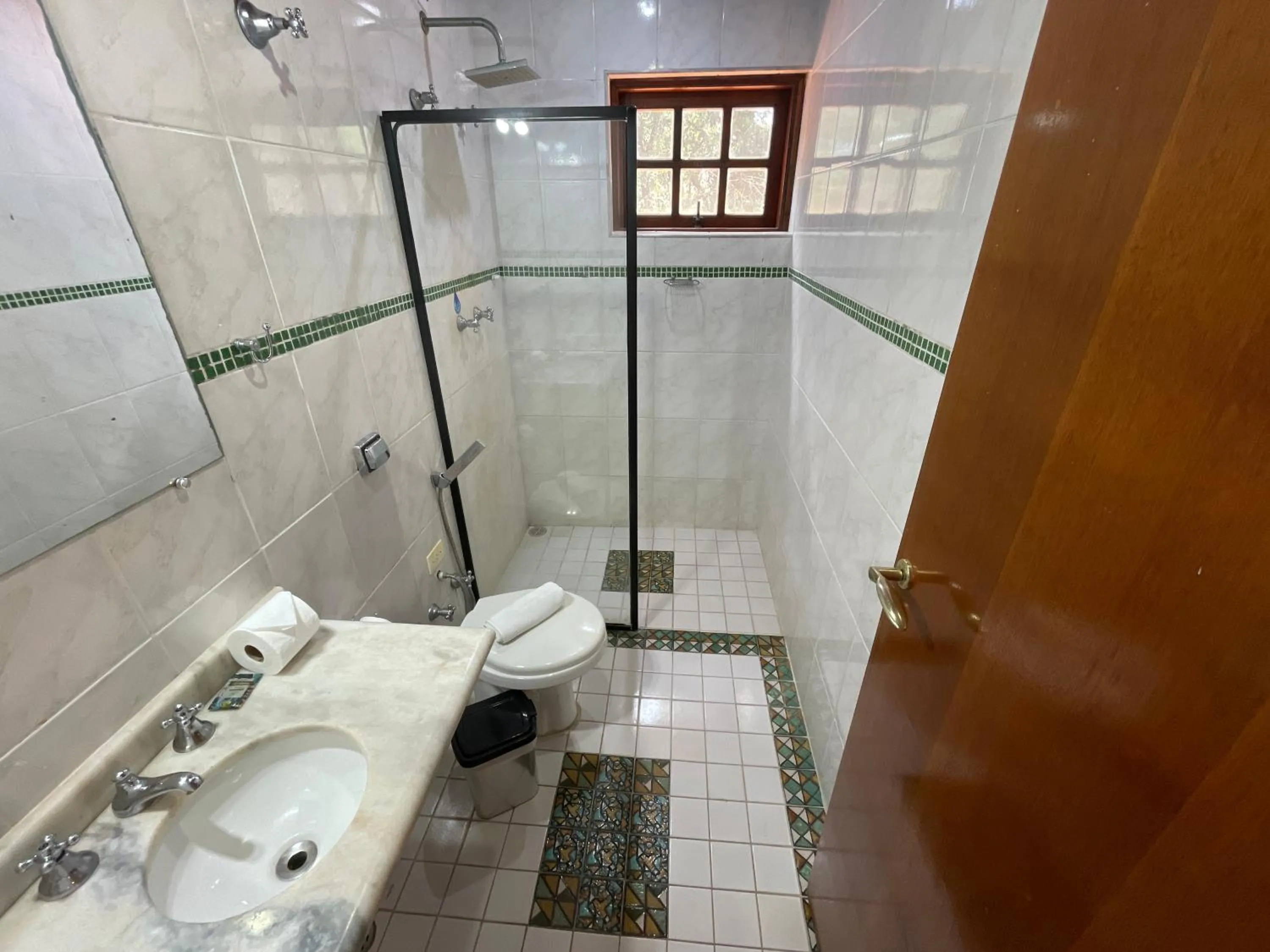 Bathroom in Pousada Atalaia Capivari