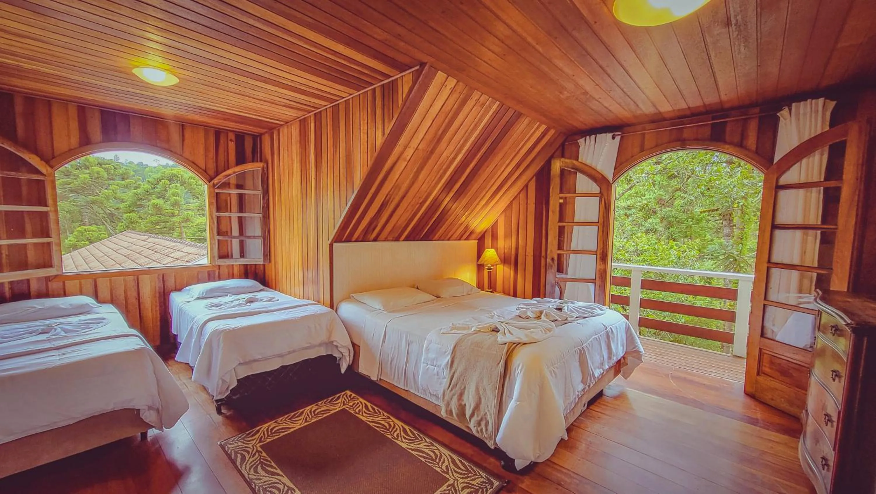 View (from property/room), Bed in Pousada Atalaia Capivari