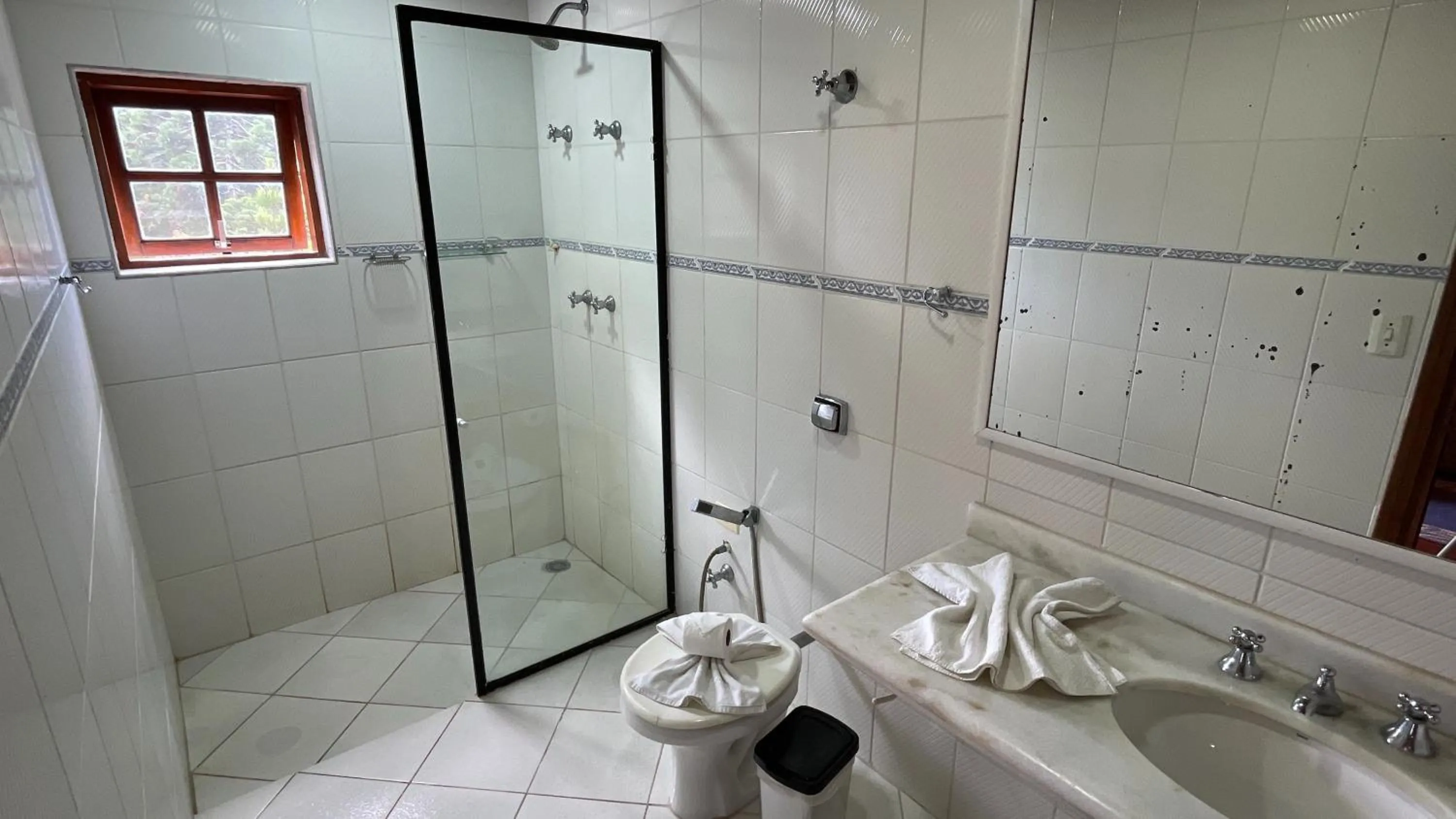 Bathroom in Pousada Atalaia Capivari