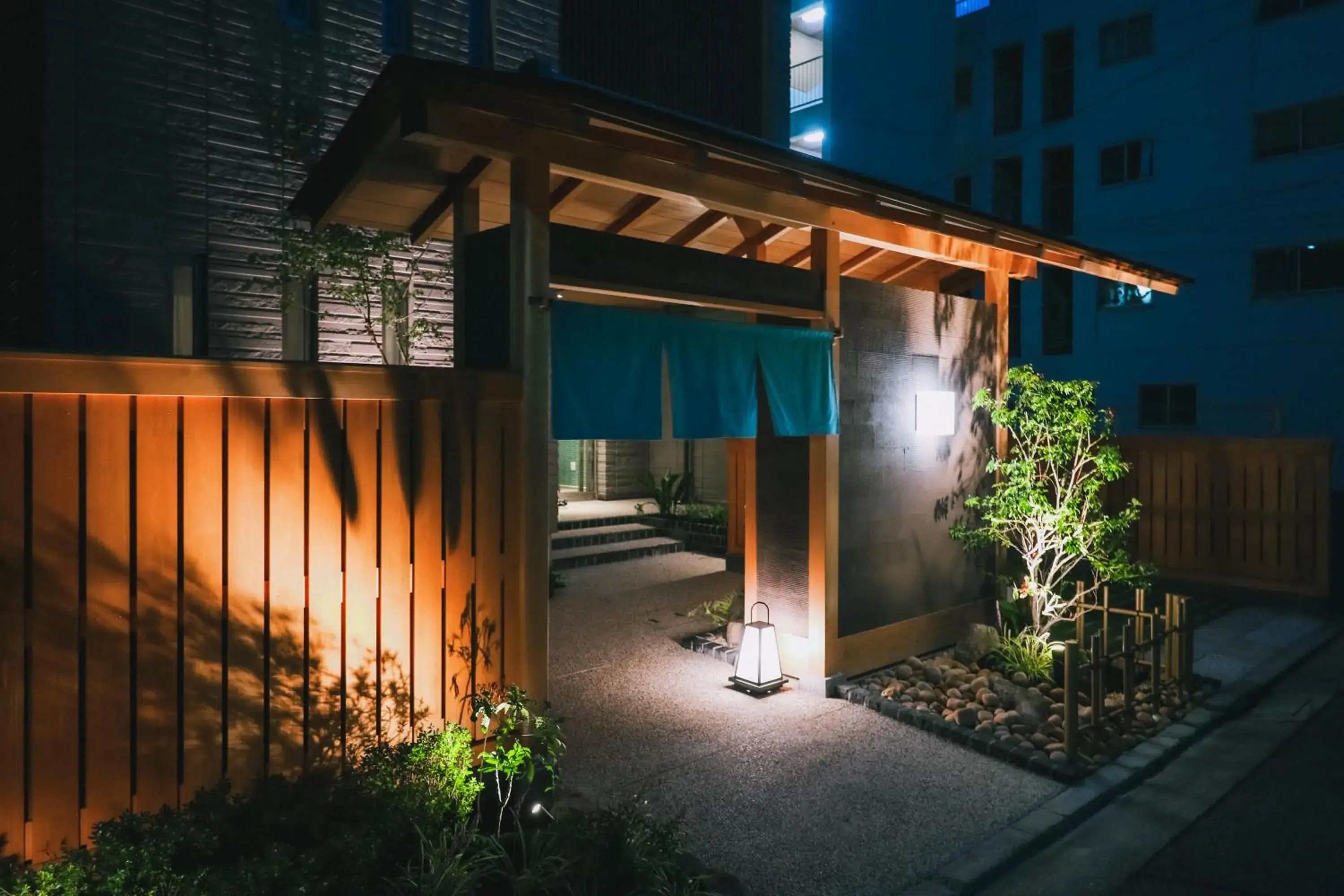 Facade/entrance in LAZULI Hiroshima Hotel and Lounge Facade/entrance in LAZULI Hiroshima Hotel and Lounge