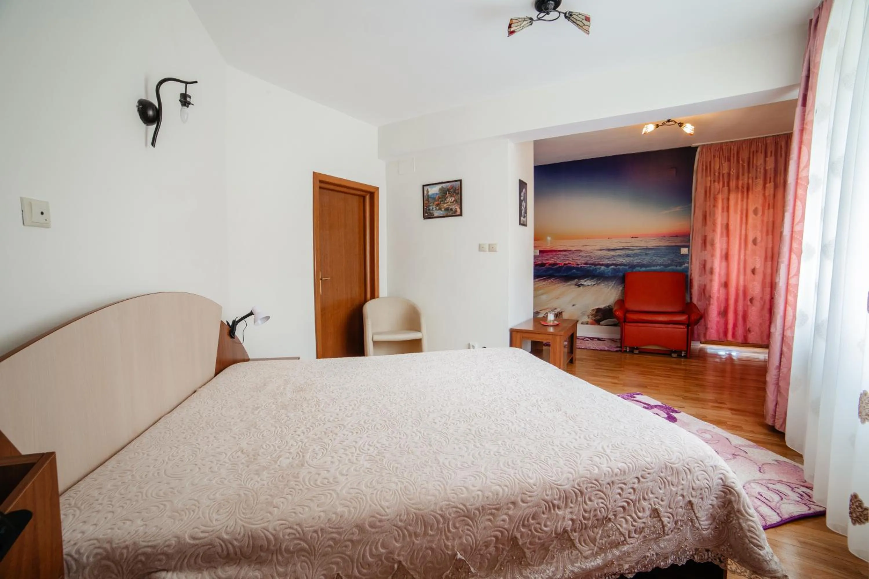 Bed in Pensiunea Floare de Colţ