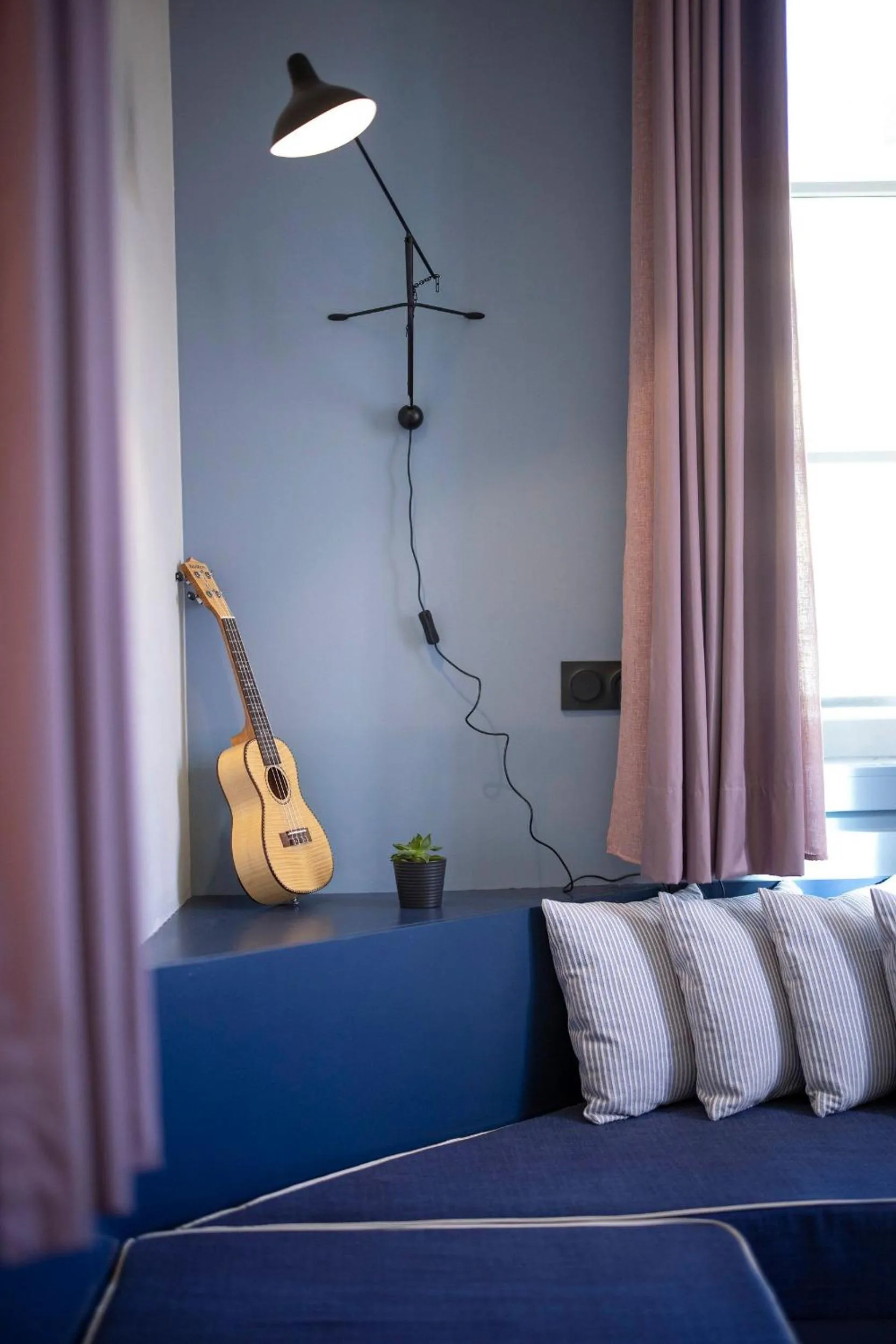 Bedroom, Bed in L'Eautel Toulon Centre Port